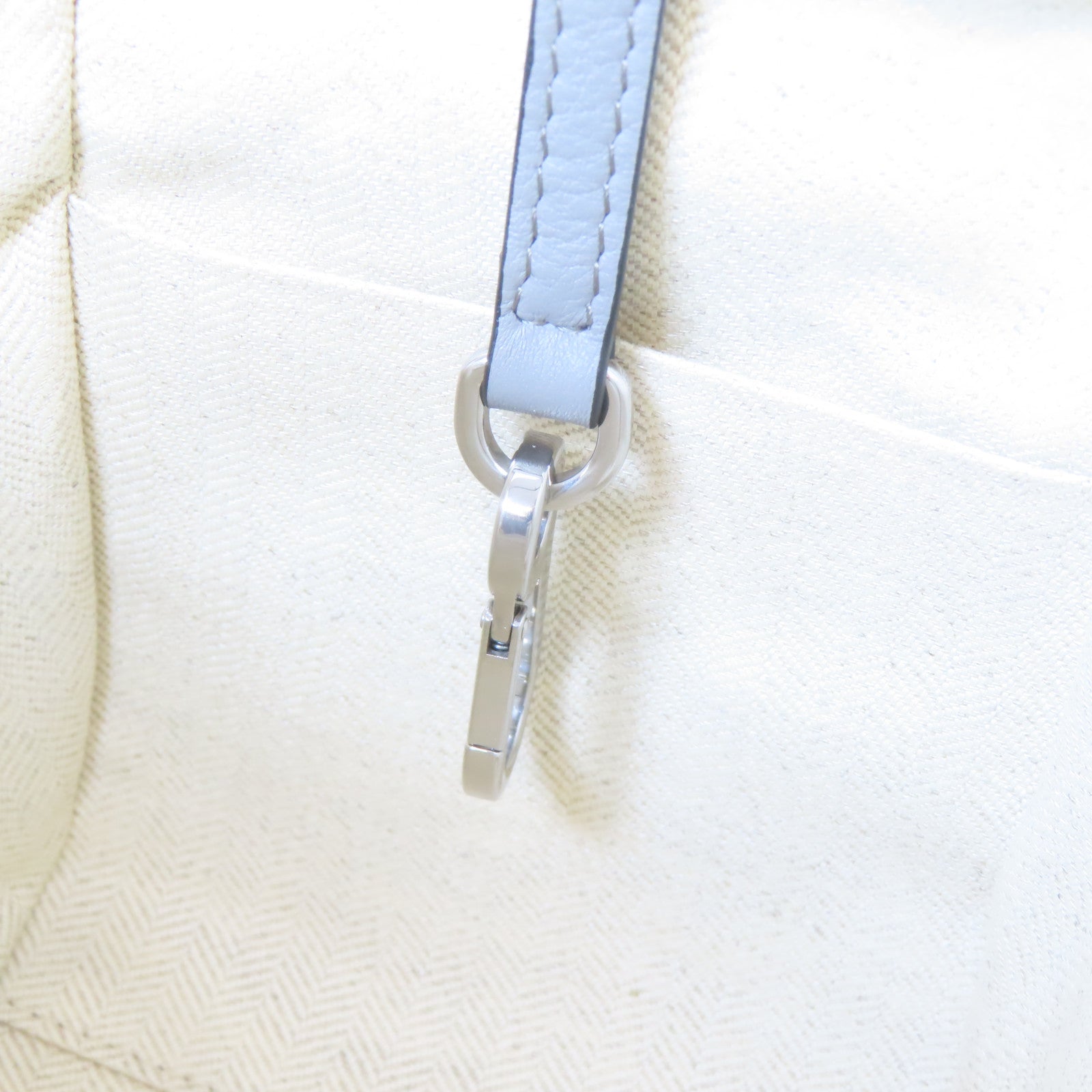 LOEWE 牛皮皮革Hammock Bag銀扣手挽肩背兩用袋灰色/淺綠色