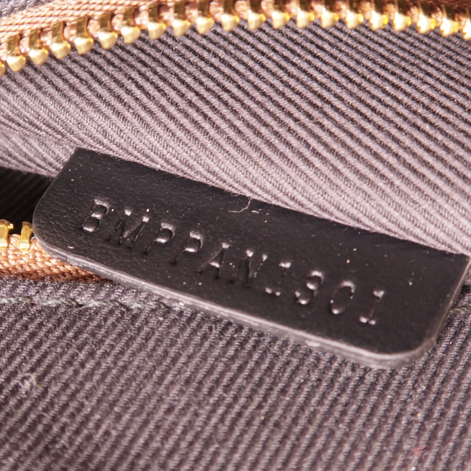 BURBERRY 塗層帆布Shoulder Bag金扣手挽肩背兩用袋