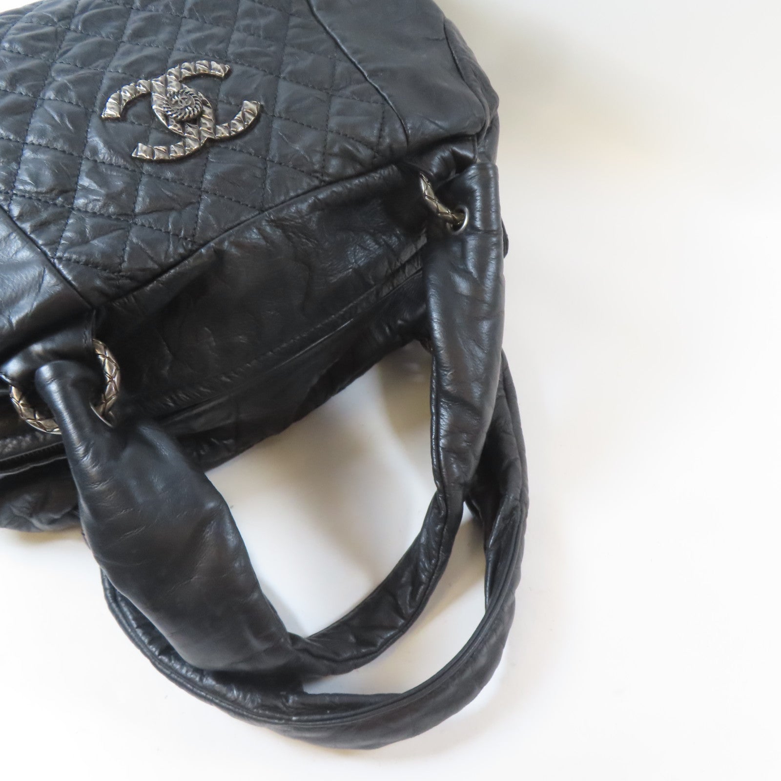 CHANEL 【激減優惠】菱格牛皮皮革Shoulder Bag銀扣肩背袋黑色