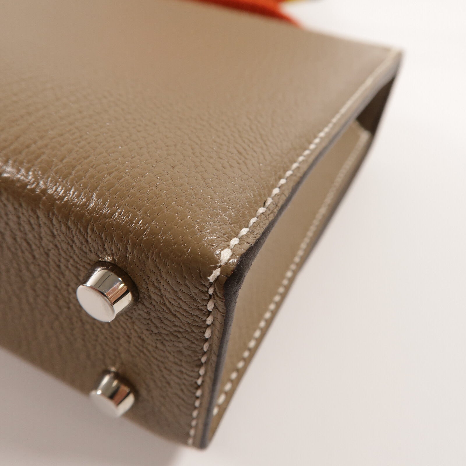 HERMES Chevre皮革Mini Verrou肩背包Etoupe