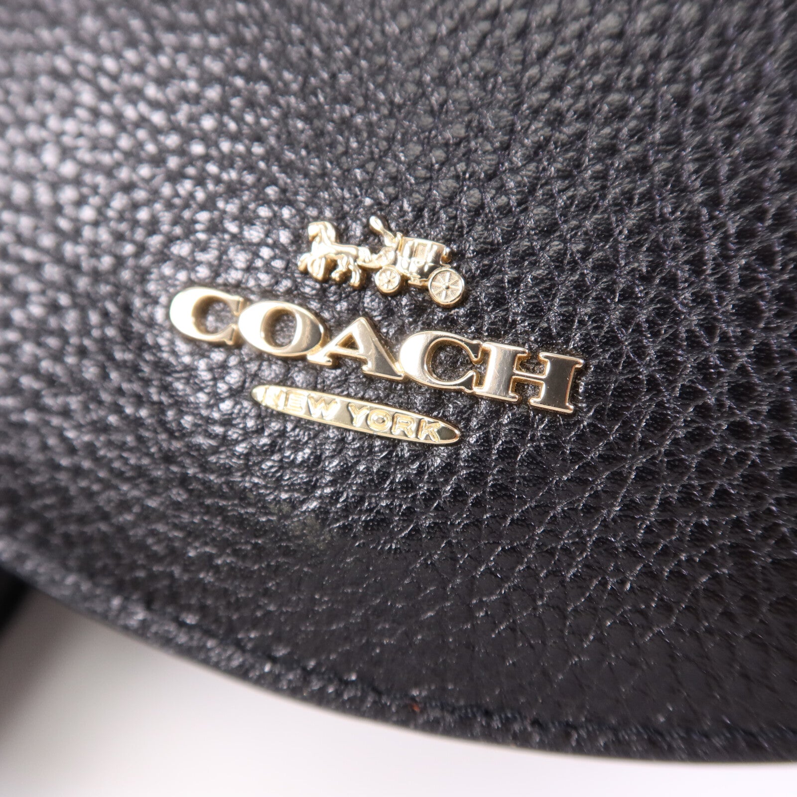 COACH 牛皮皮革Shoulder Bag金扣肩背袋