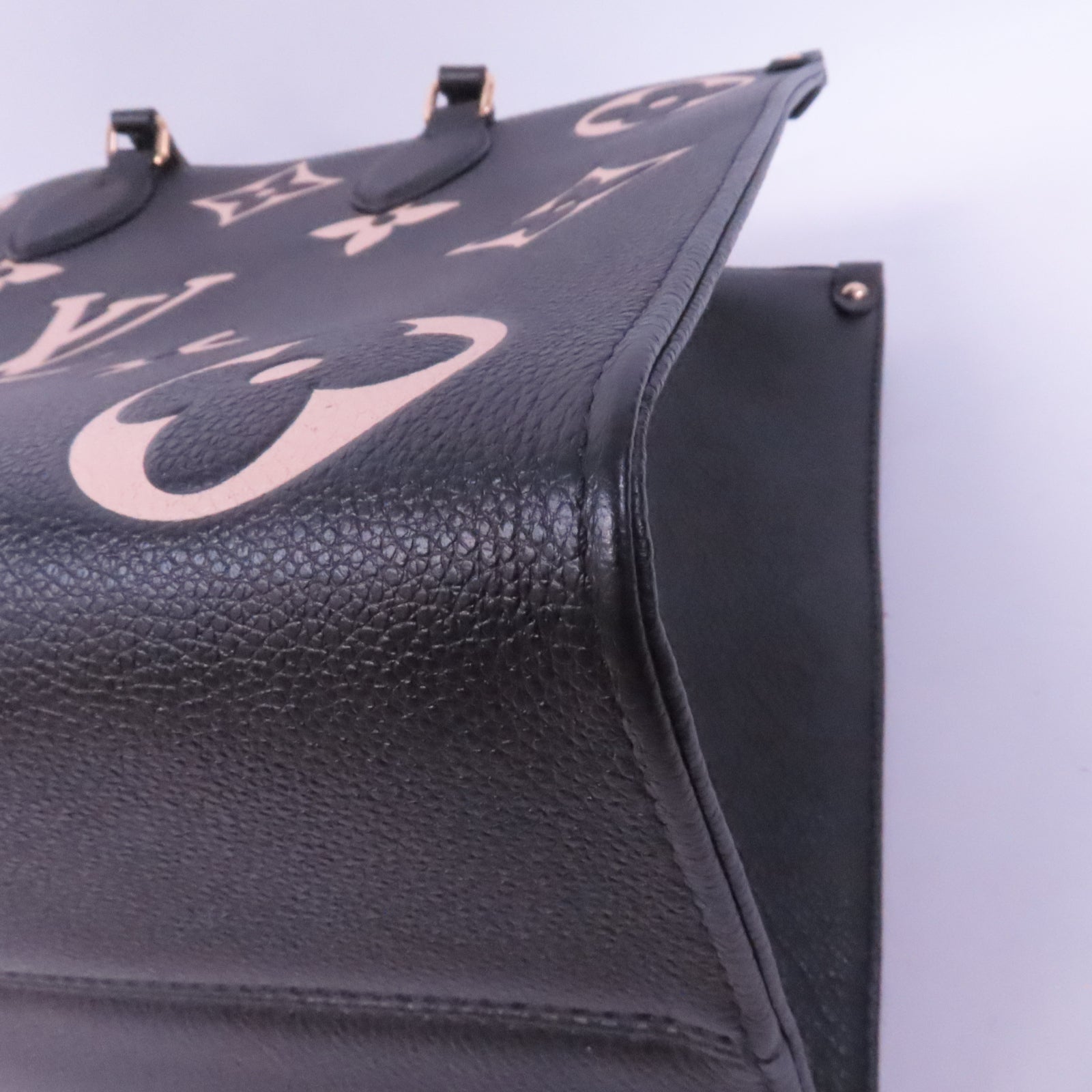 LOUIS VUITTON Monogram Empreinte On The Go 金扣手挽肩背兩用袋黑色