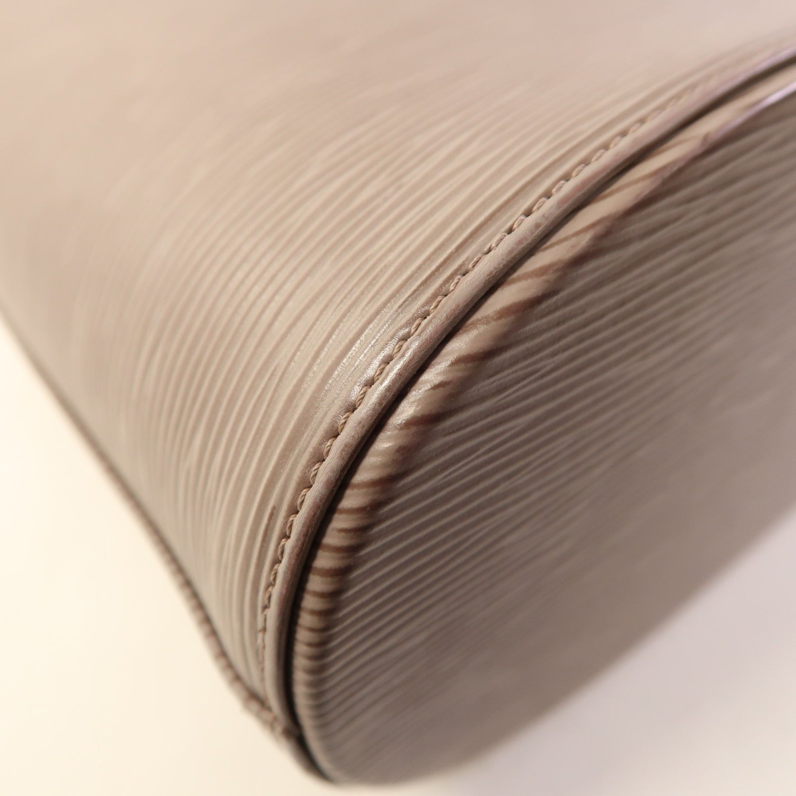 LOUIS VUITTON Epi Sac Verseau肩背袋