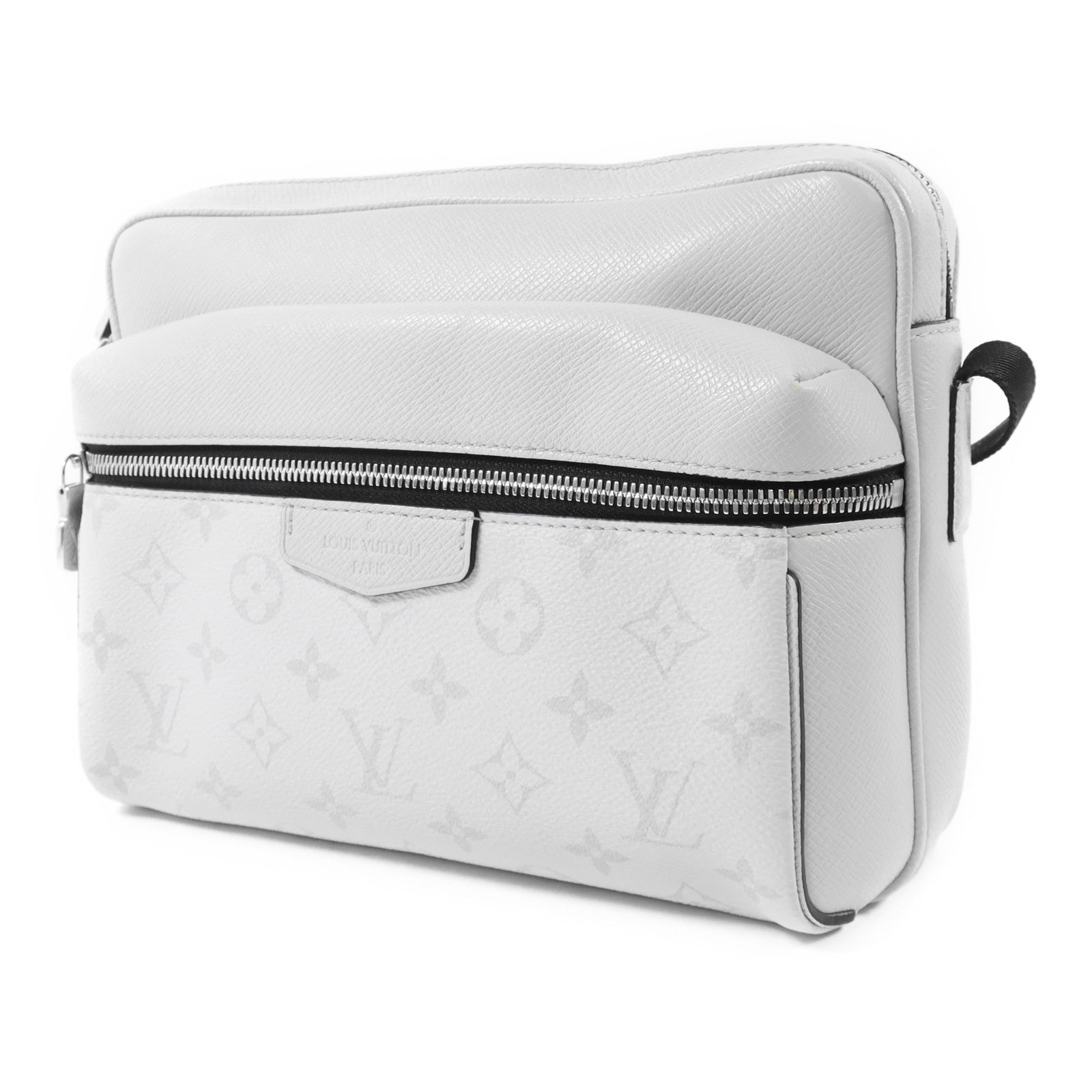 LOUIS VUITTON Taigarama Outdoor PM銀扣肩背袋