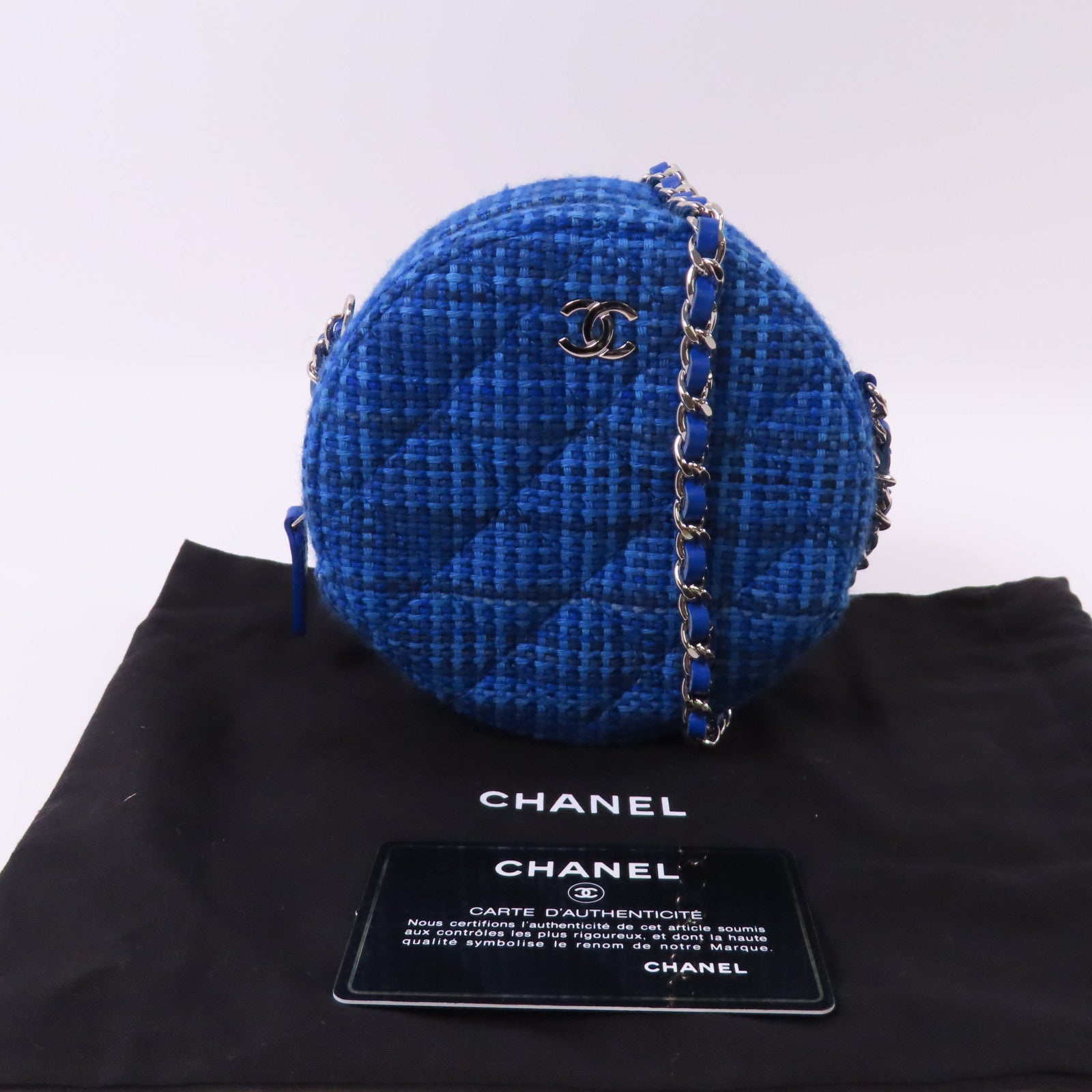 CHANEL 軟呢Round Clutch With Chain銀扣鏈帶肩背袋藍色