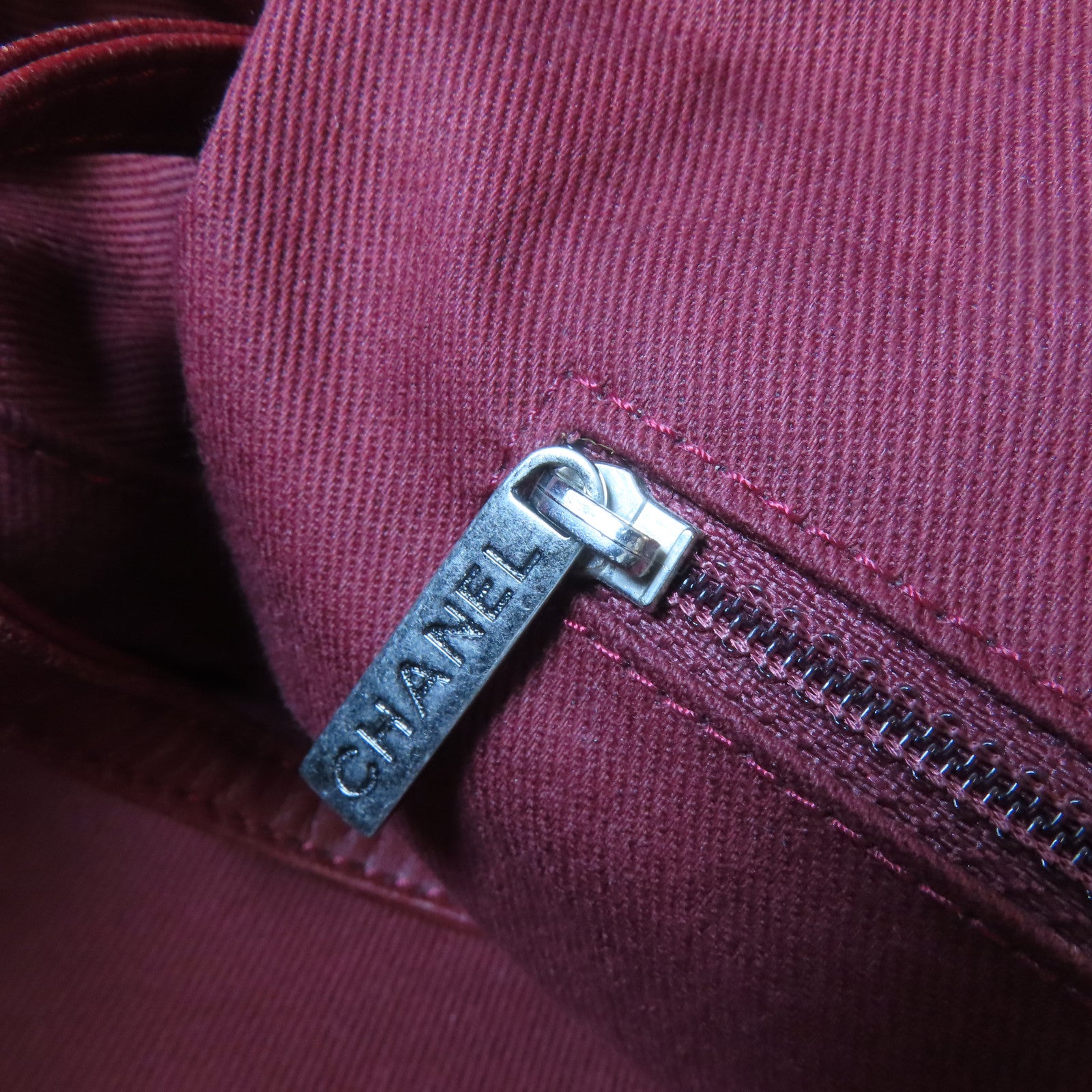 CHANEL 【激減優惠】菱格牛皮皮革Shoulder Bag銀扣肩背袋黑色