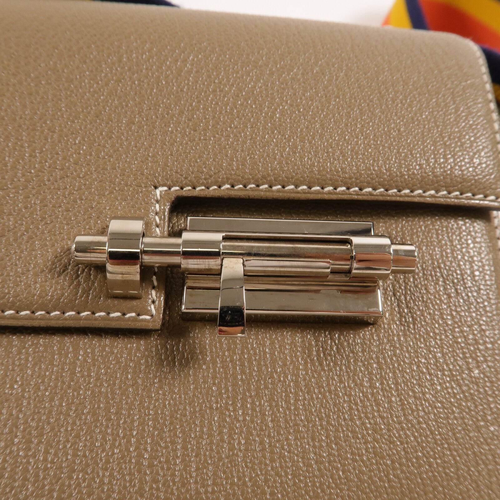 HERMES Chevre皮革Mini Verrou肩背包Etoupe