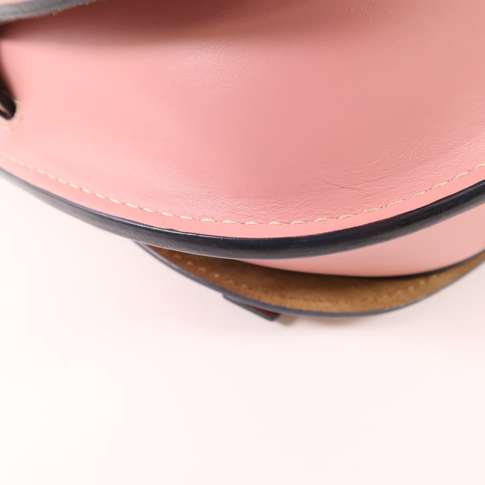 LOEWE 牛皮皮革Gate Small金扣肩背袋