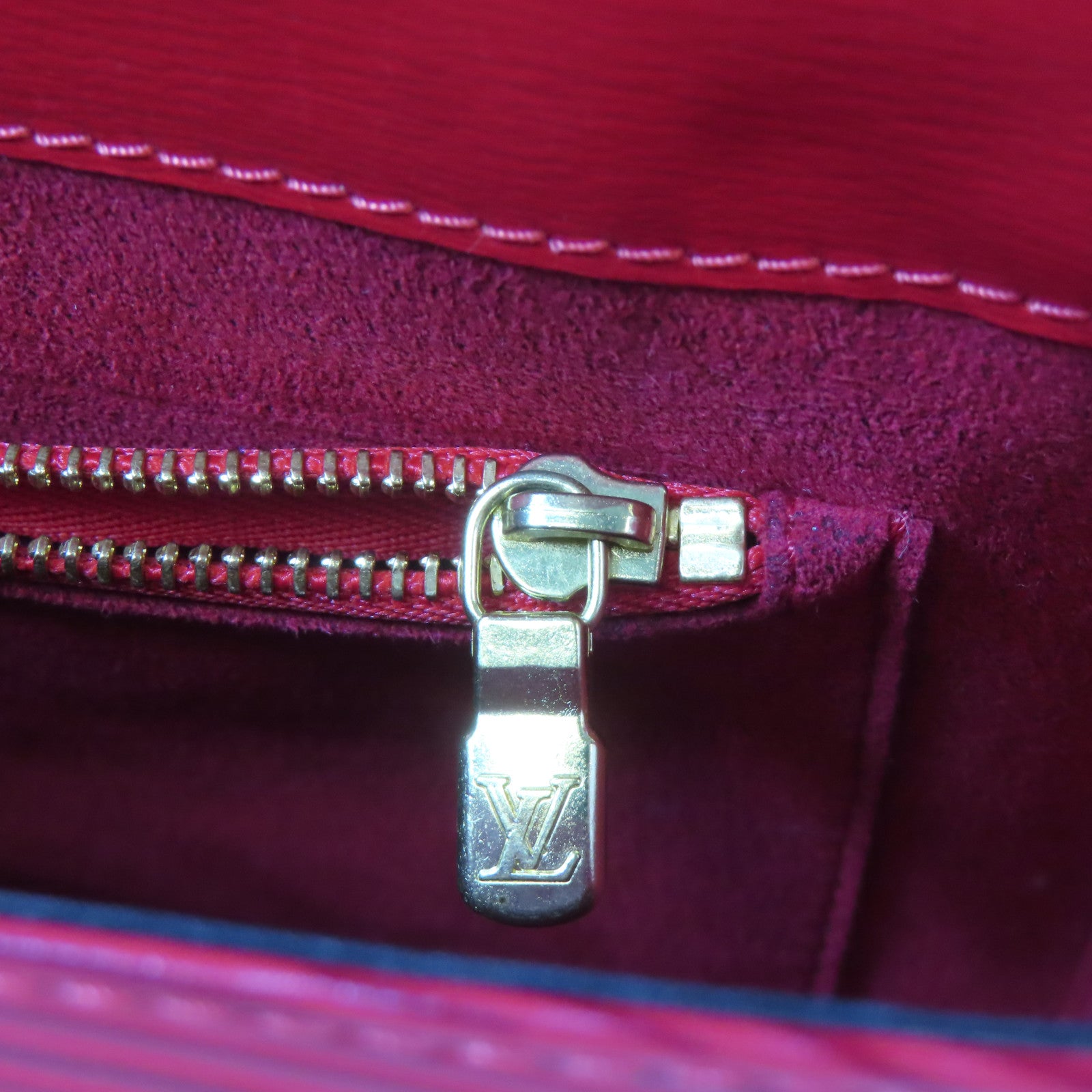 LOUIS VUITTON 【激減優惠】Epi Busy Bag金扣肩背袋紅色