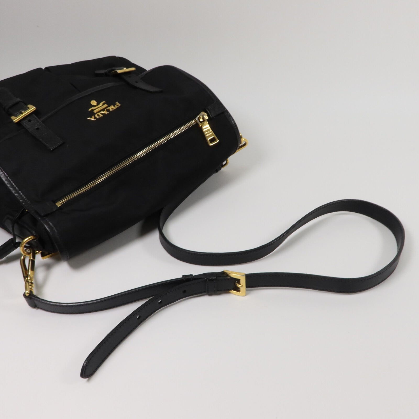 PRADA 尼龍Messenger Bag肩背袋