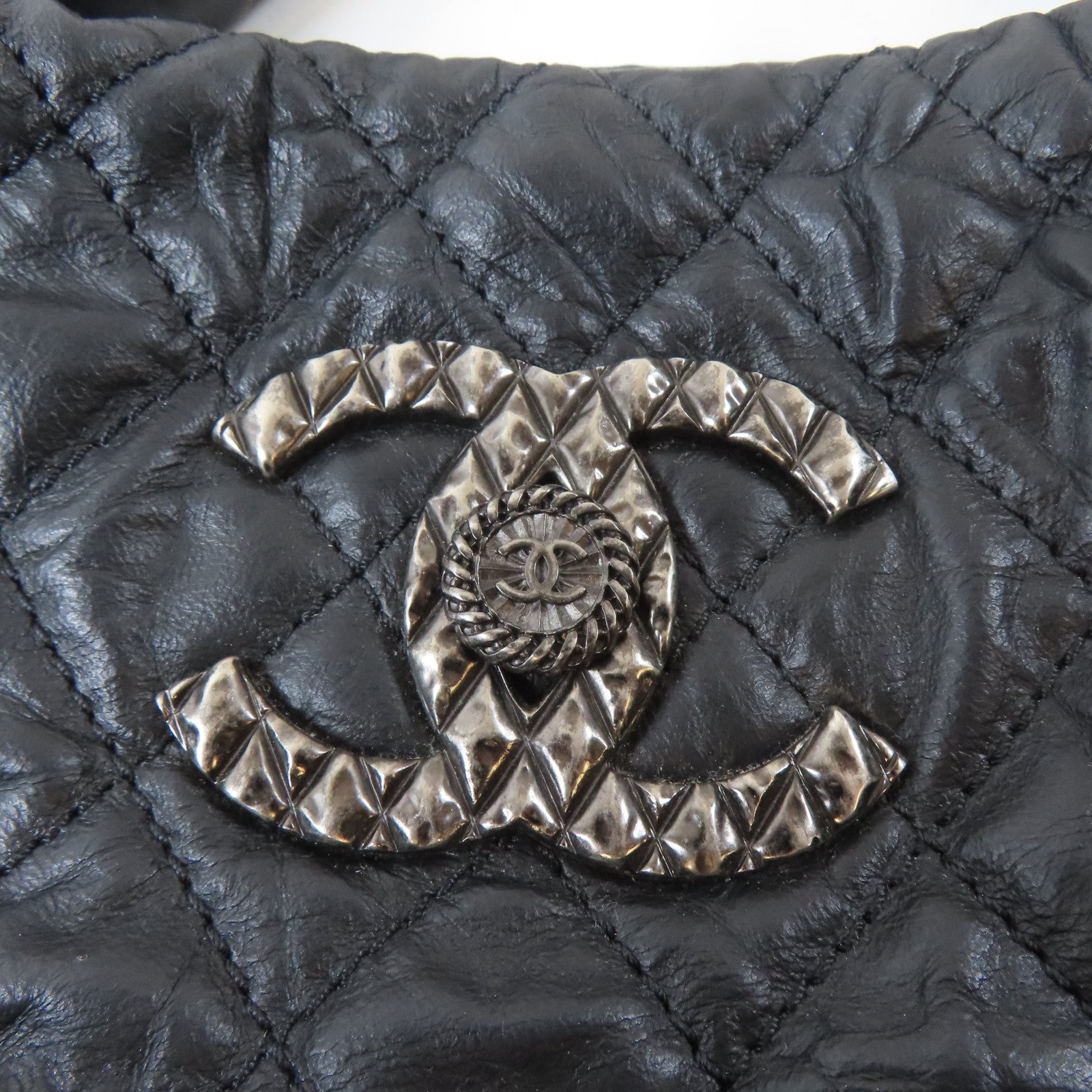 CHANEL 【激減優惠】菱格牛皮皮革Shoulder Bag銀扣肩背袋黑色