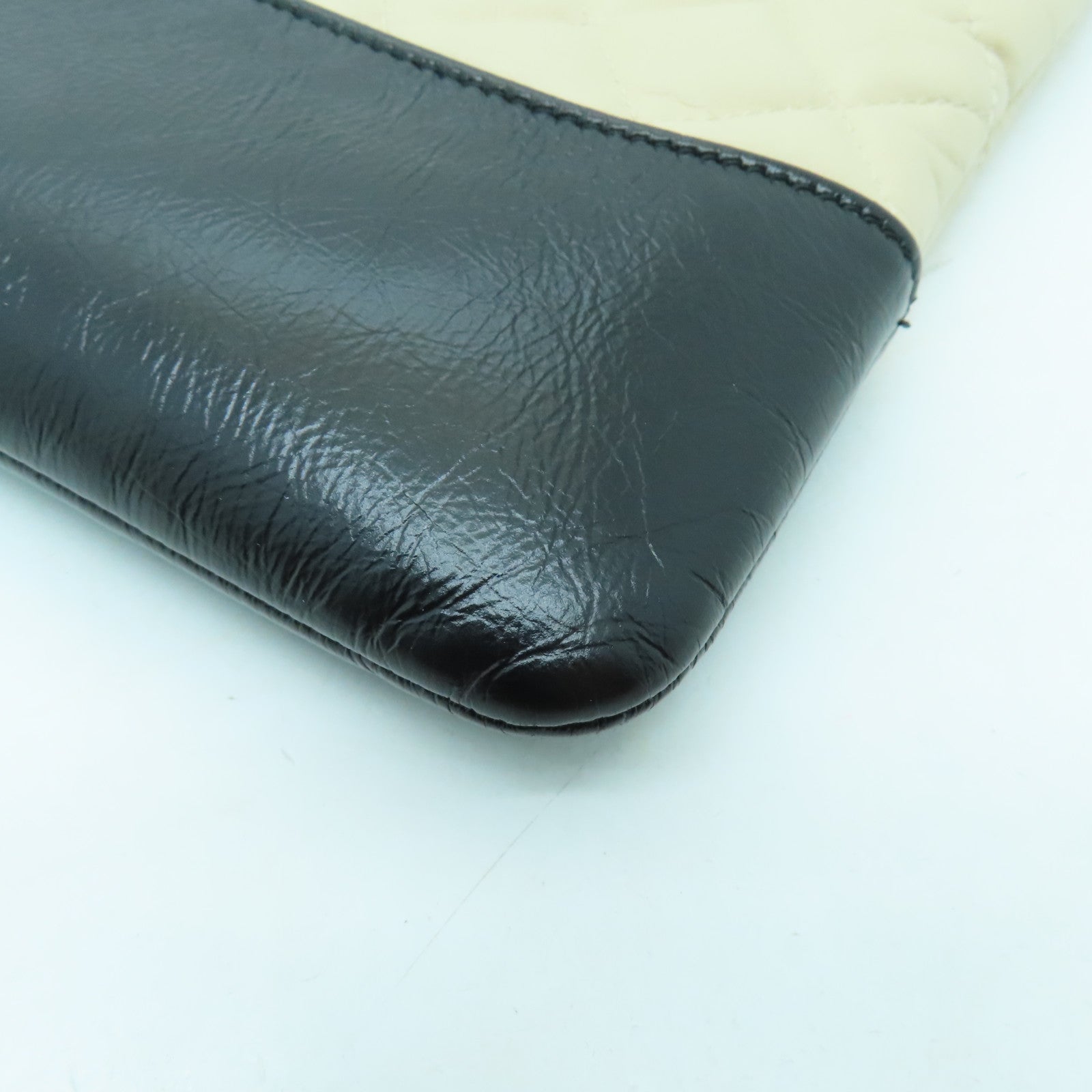 CHANEL 【激減優惠】菱格牛皮皮革Clutch Bag銀扣手拿包米色