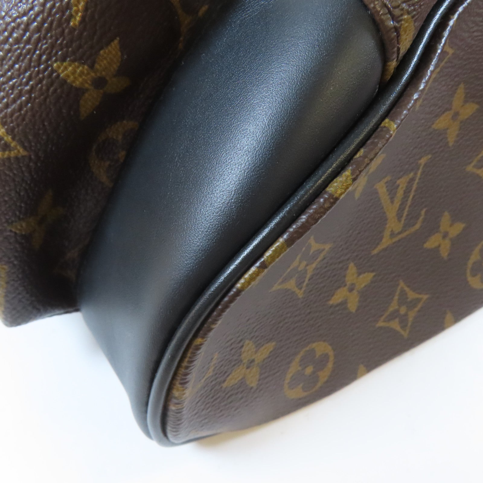 LOUIS VUITTON Monogram Macassar Christopher MM銀扣背包啡色