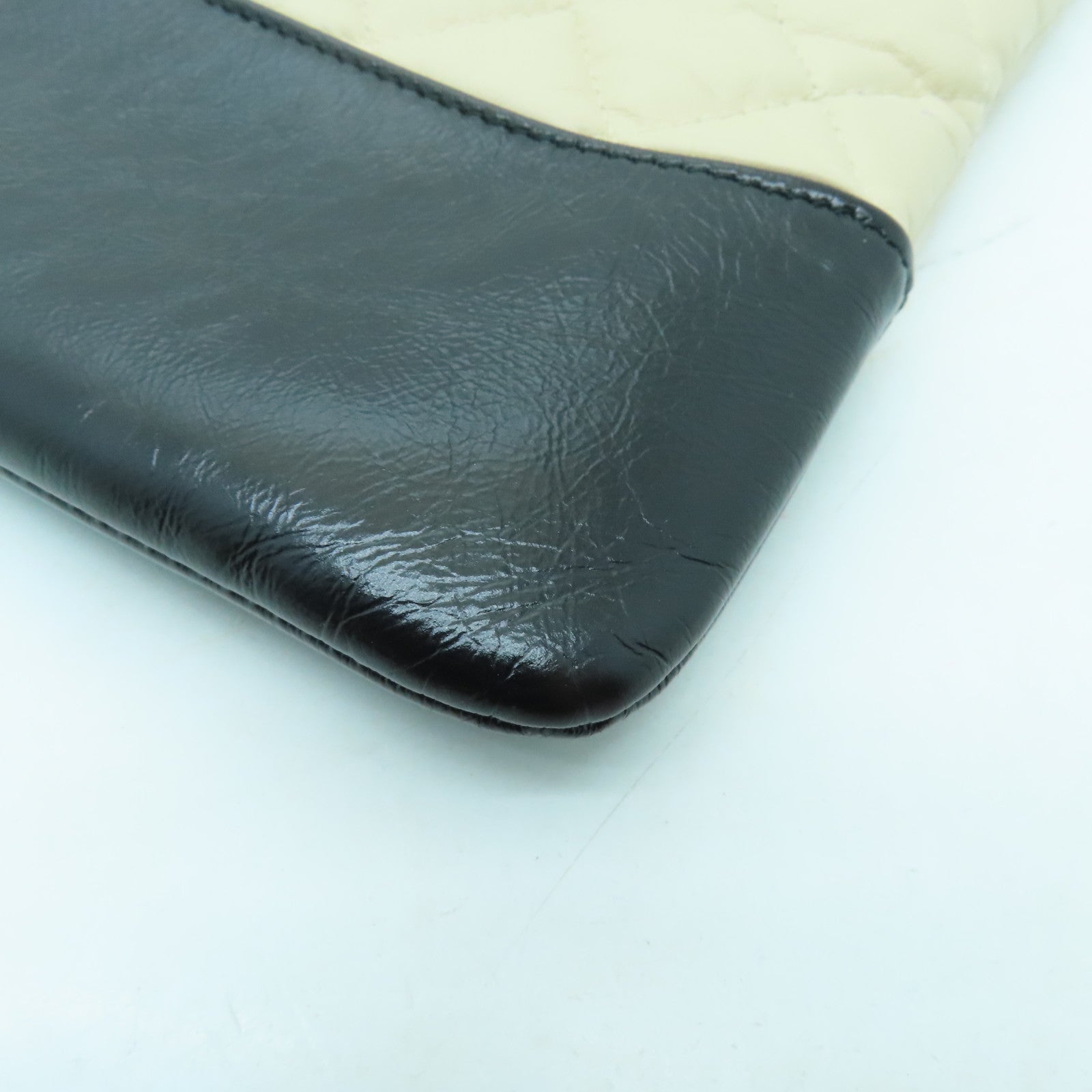 CHANEL 【激減優惠】菱格牛皮皮革Clutch Bag銀扣手拿包米色