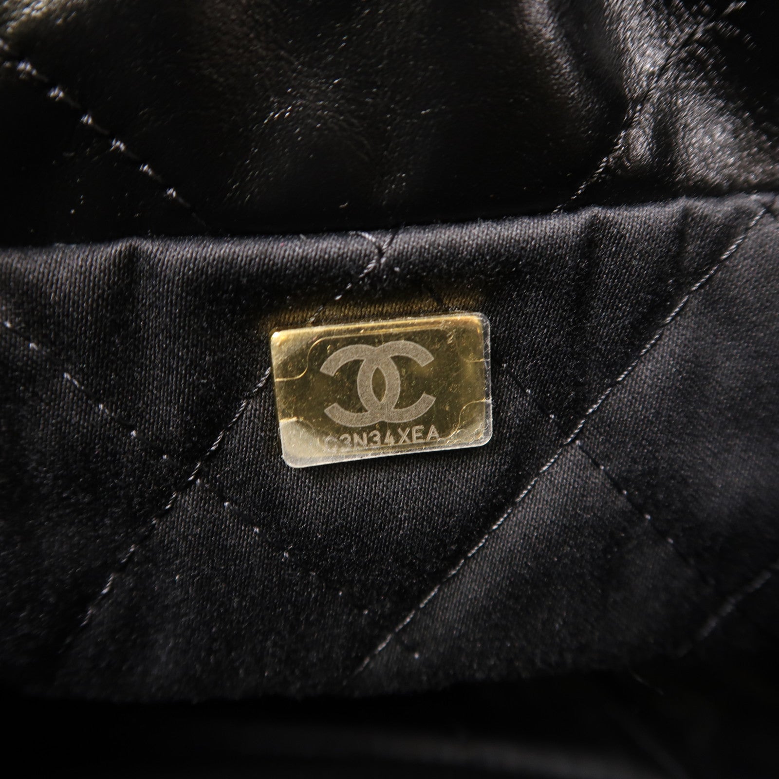 CHANEL 牛皮皮革Mini 22金扣手挽肩背兩用袋