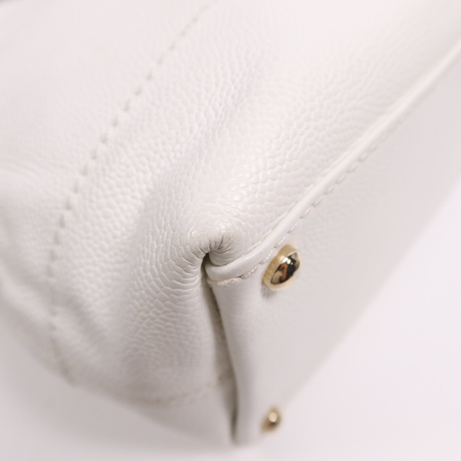 CHANEL 牛皮皮革Vintage Shoulder Bag金扣肩背袋