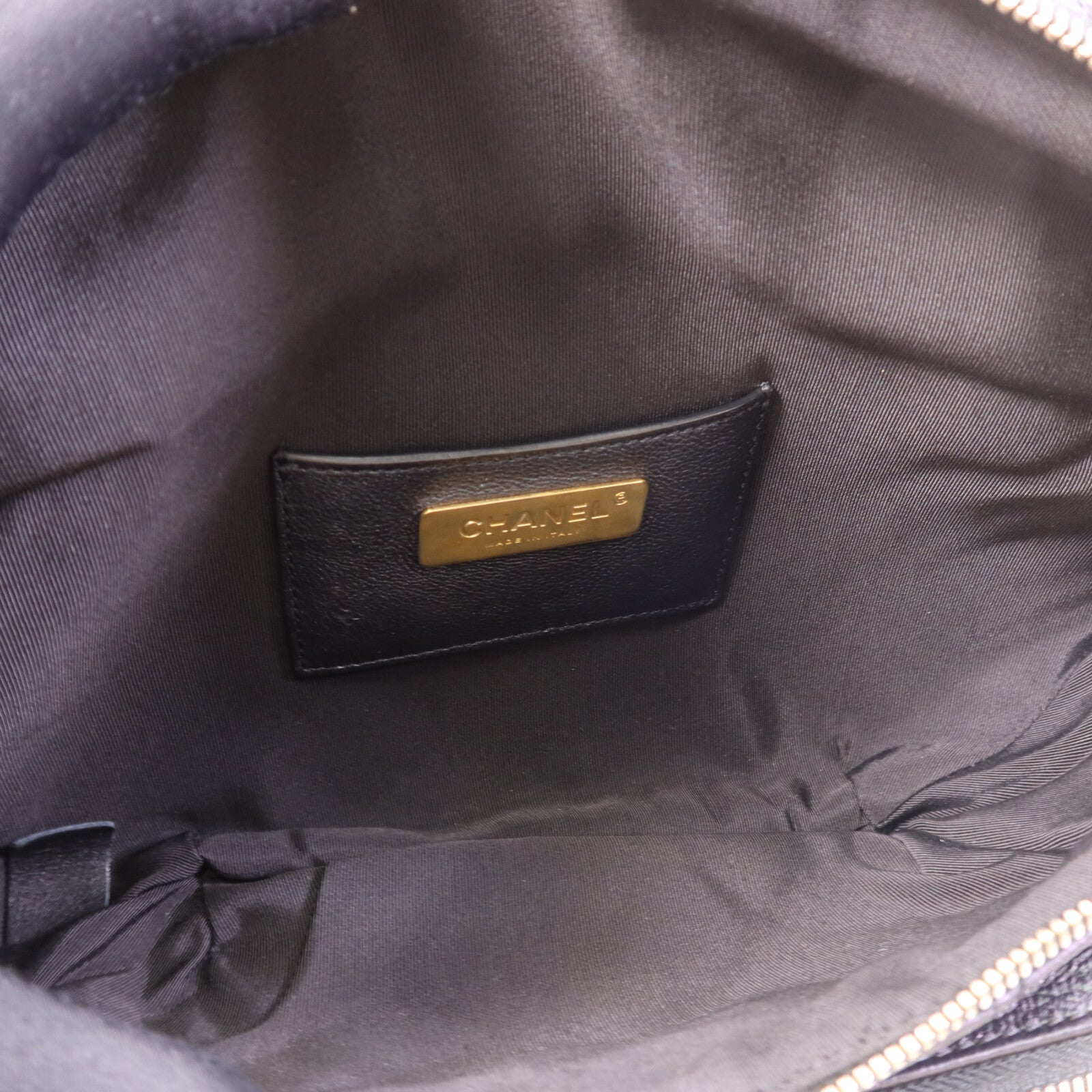 CHANEL 牛皮皮革Belt Bag金扣鏈帶腰包