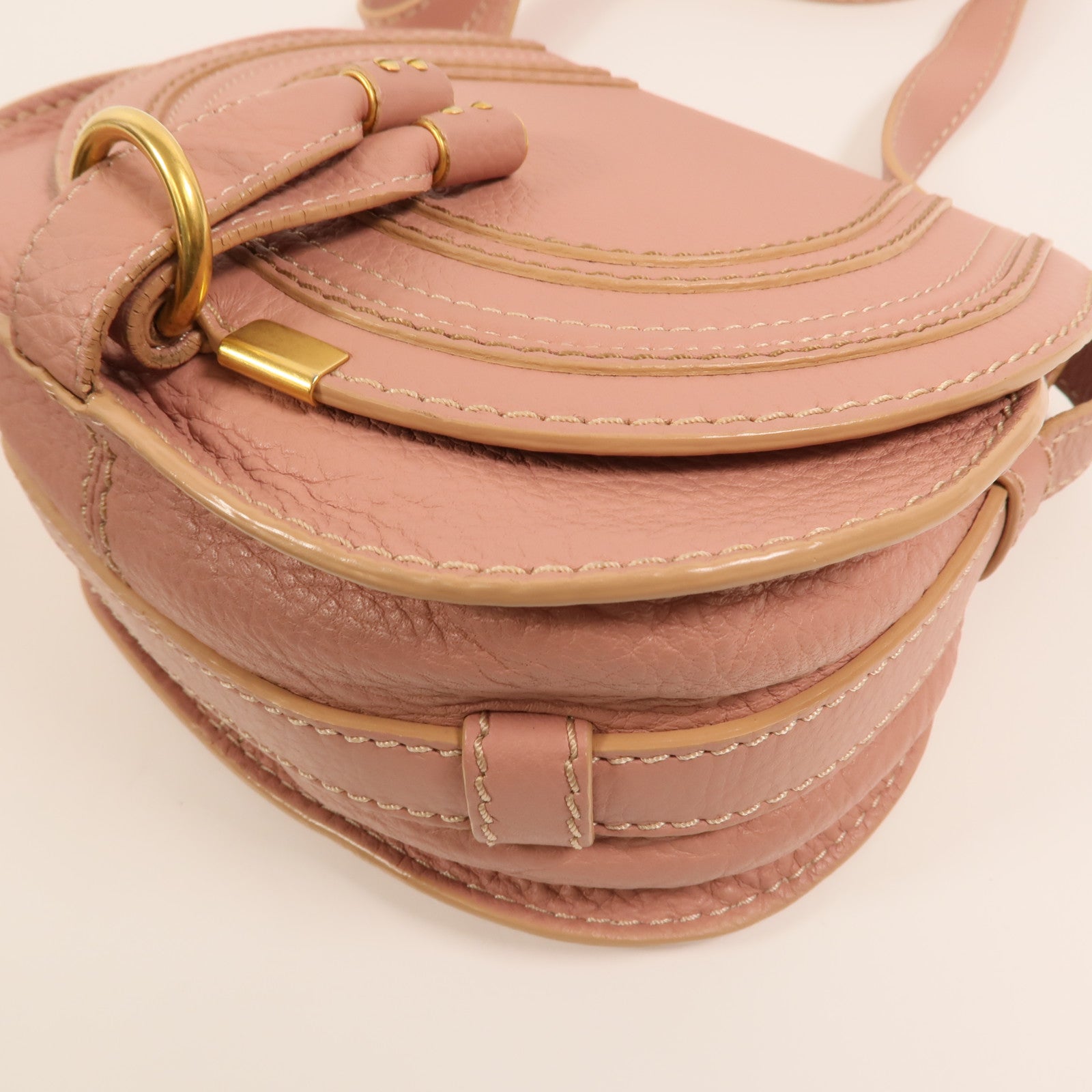 Chloe 牛皮皮革Small Marcie Saddle肩背袋