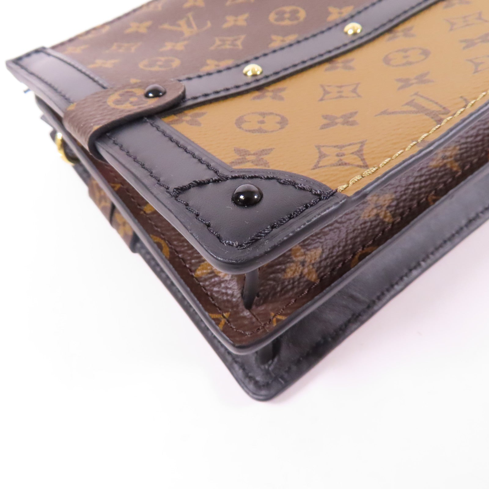 LOUIS VUITTON Monogram Reverse Trunk Clutch金扣肩背袋棕色