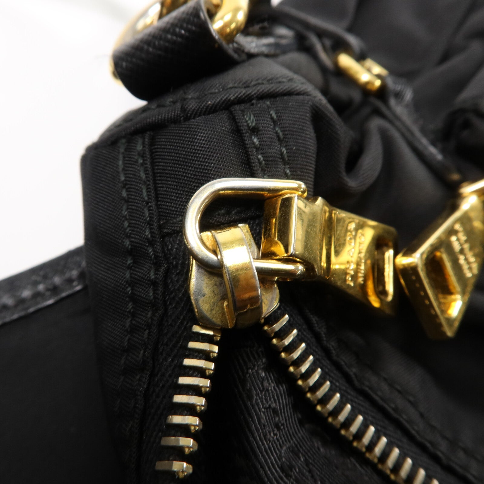 PRADA 尼龍Messenger Bag肩背袋