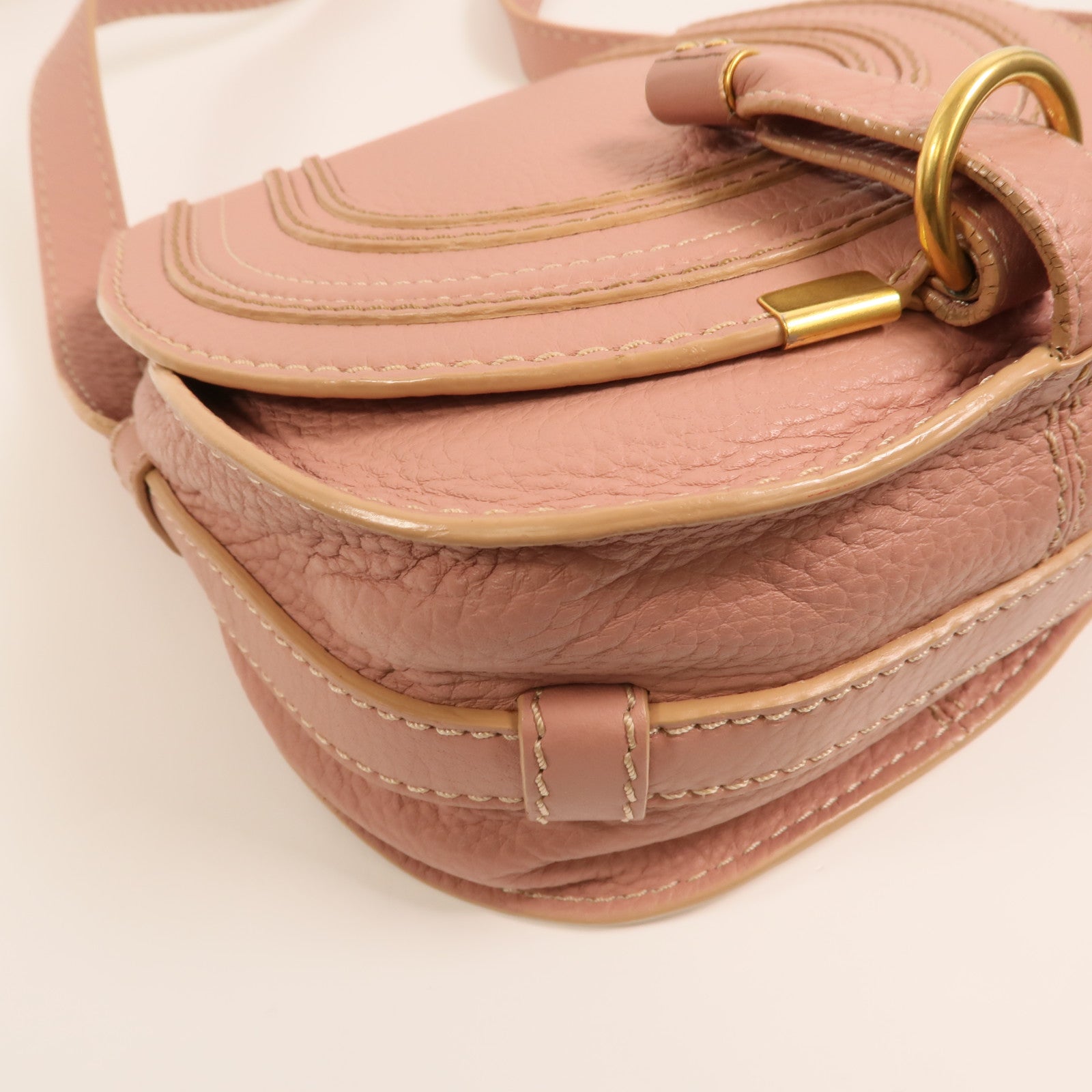 Chloe 牛皮皮革Small Marcie Saddle肩背袋