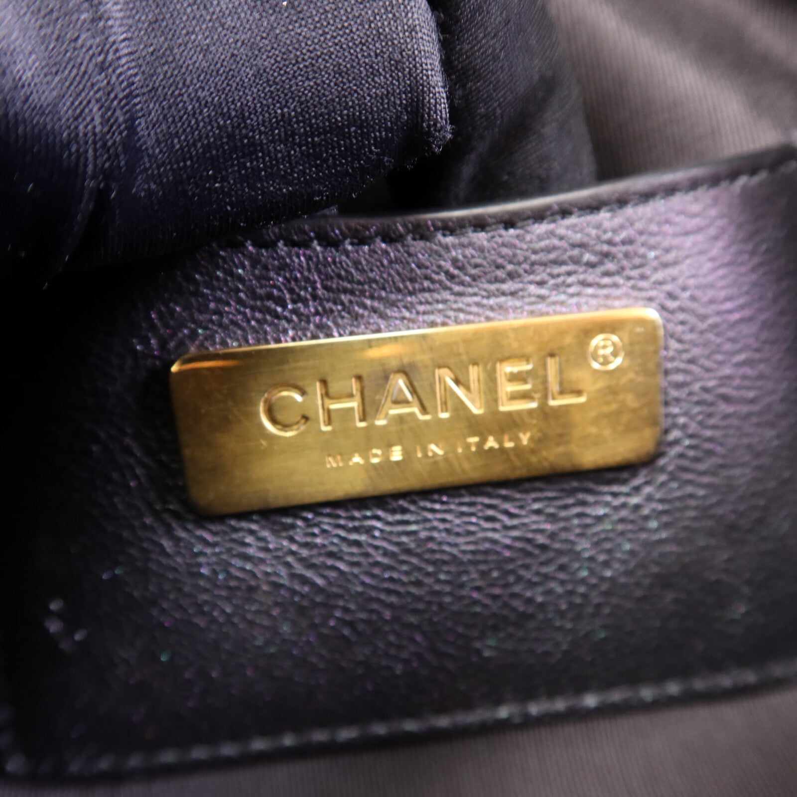 CHANEL 牛皮皮革Belt Bag金扣鏈帶腰包