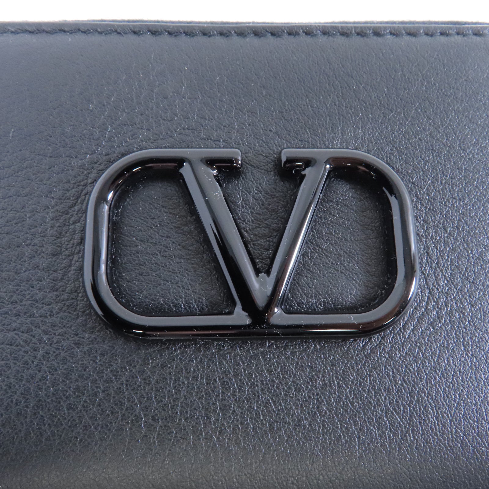 Valentino 【激減優惠】牛皮皮革Neck Wallet銀扣零錢包黑色