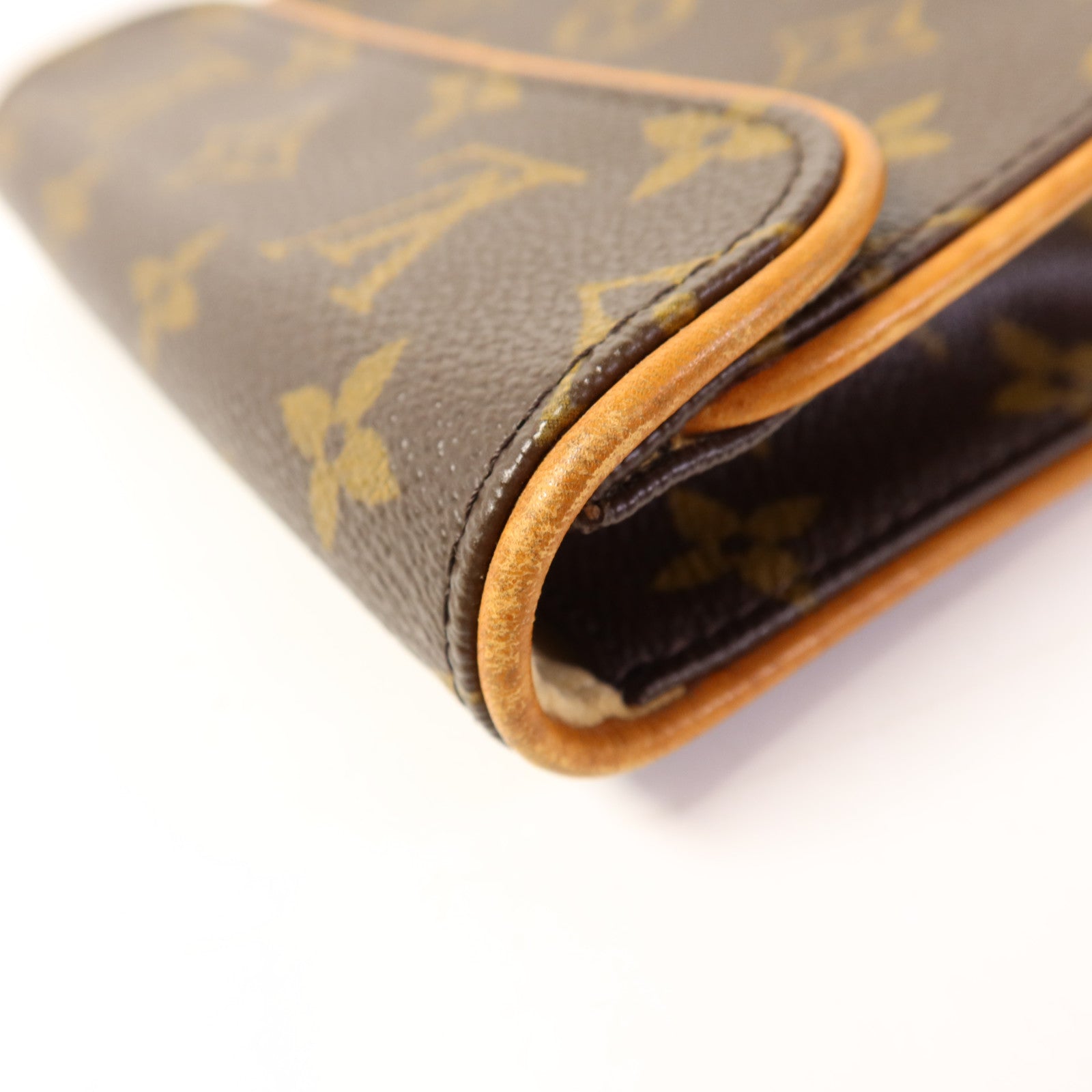LOUIS VUITTON Monogram Pochette Florentine金扣腰包棕色