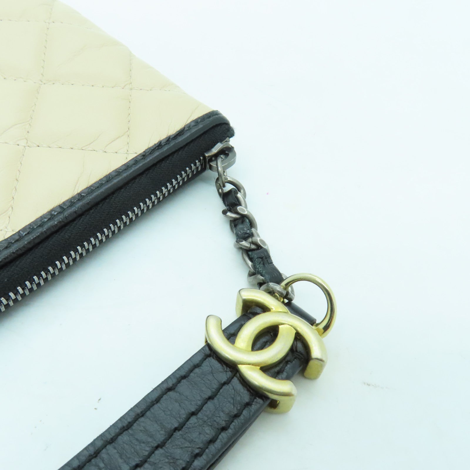 CHANEL 【激減優惠】菱格牛皮皮革Clutch Bag銀扣手拿包米色