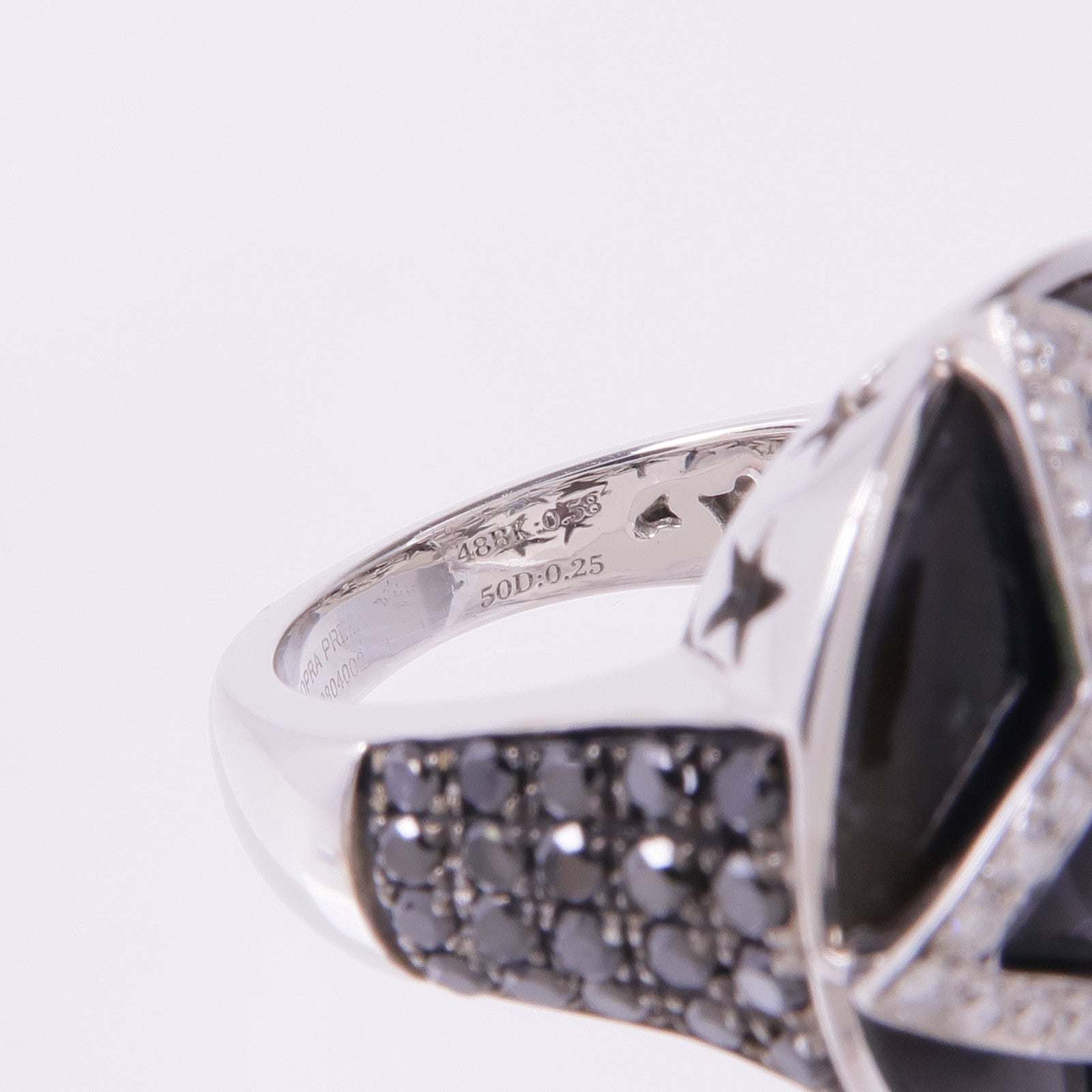 JEWELRY 【激減優惠】18K白金/黑鑽/貝殼Diamond Ring鑽石戒指US#5.5