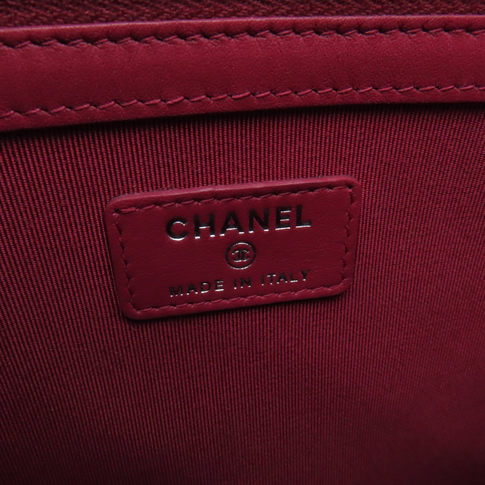 CHANEL 【激減優惠】菱格牛皮皮革Clutch Bag銀扣手拿包米色