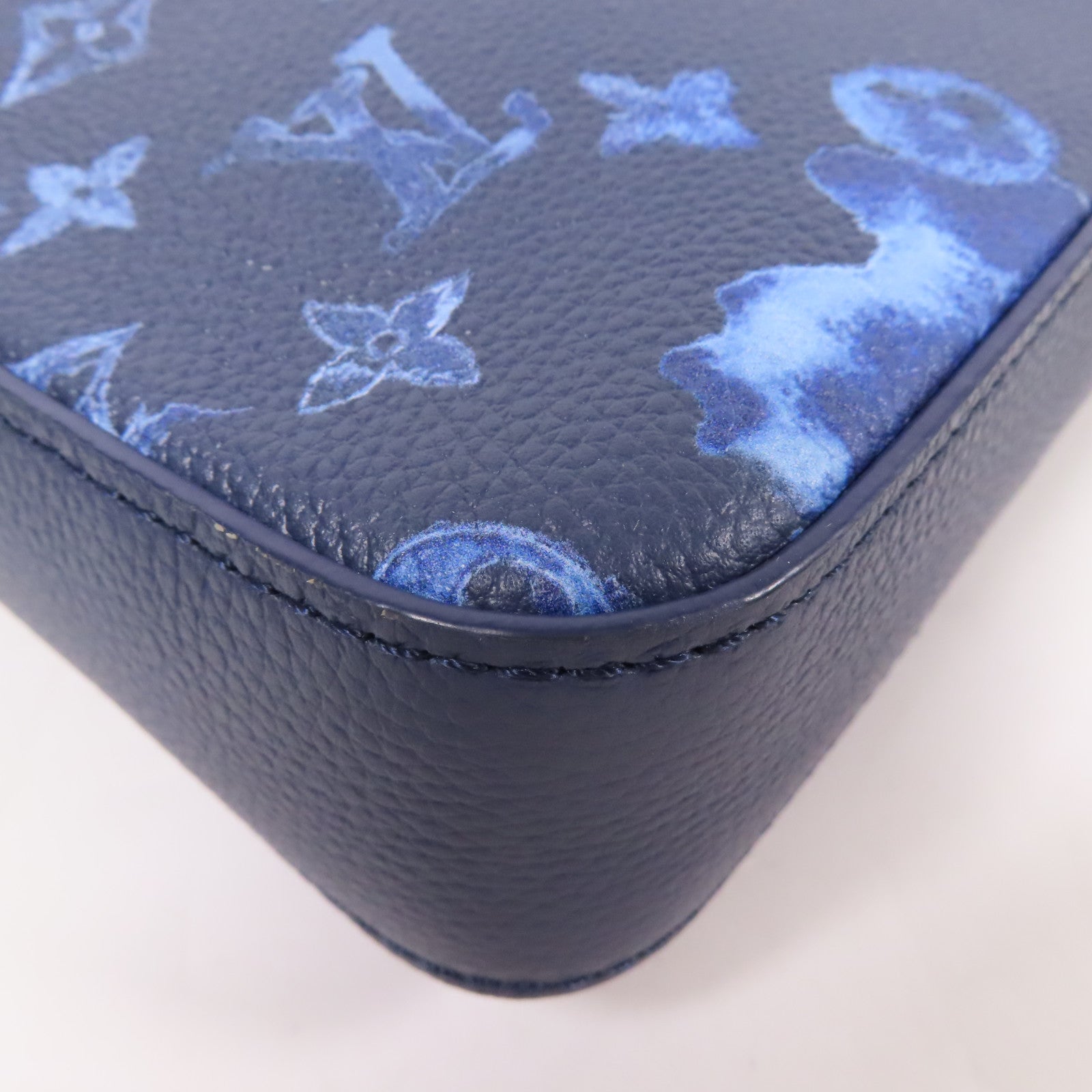 LOUIS VUITTON Monogram Watercolor Trio Messenger銀扣肩背袋