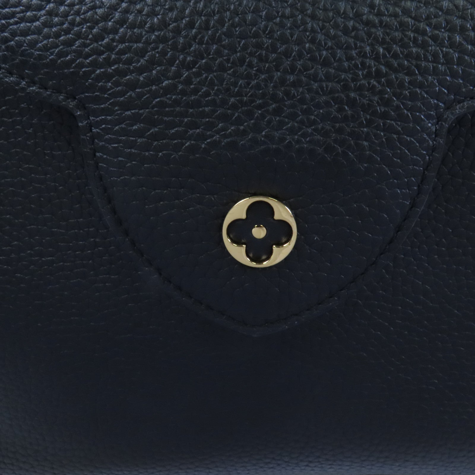 LOUIS VUITTON Taurillon Leather Capucines MM金扣手挽肩背兩用袋