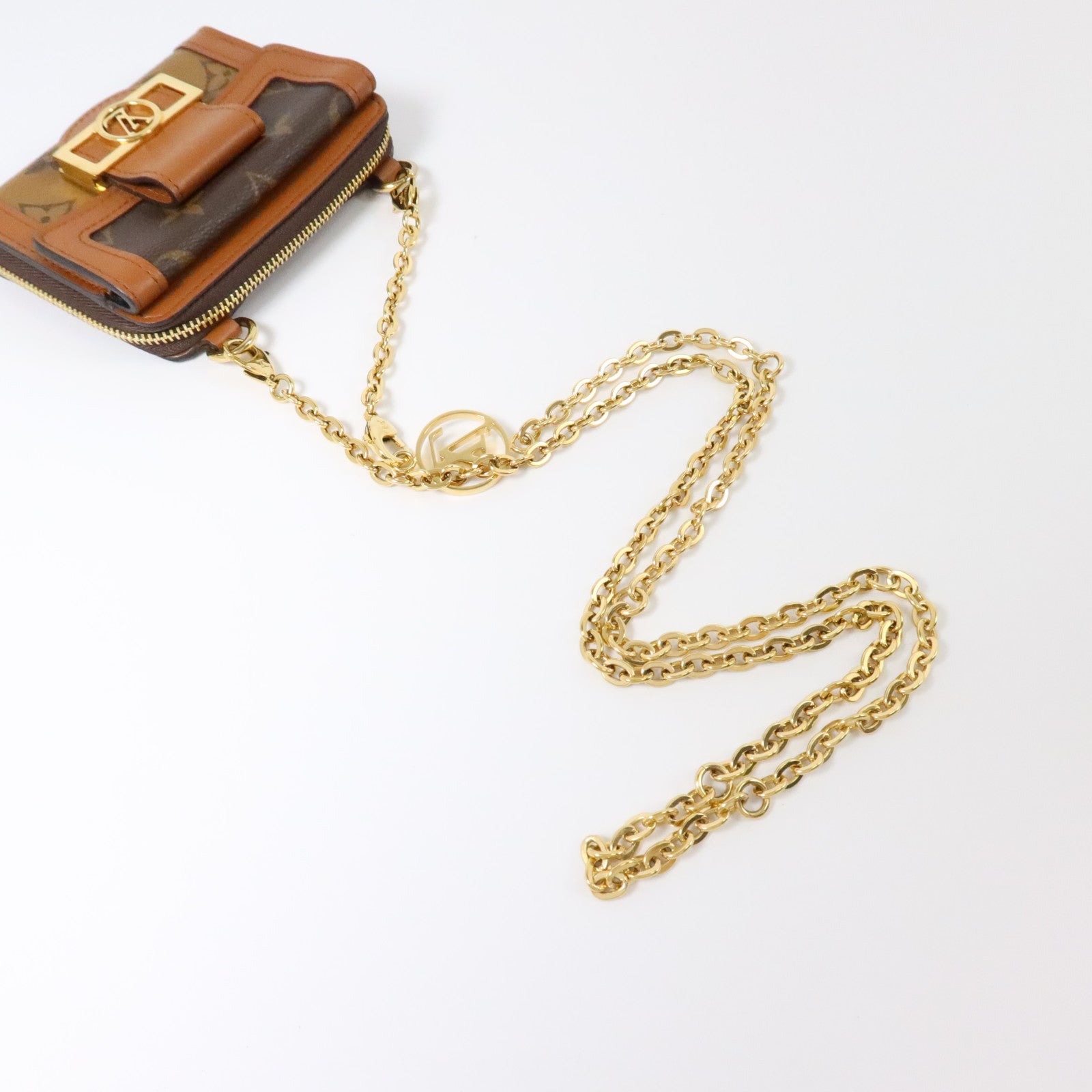 LOUIS VUITTON Monogram Reverse Micro Dauphine WOC金扣鏈帶肩背袋