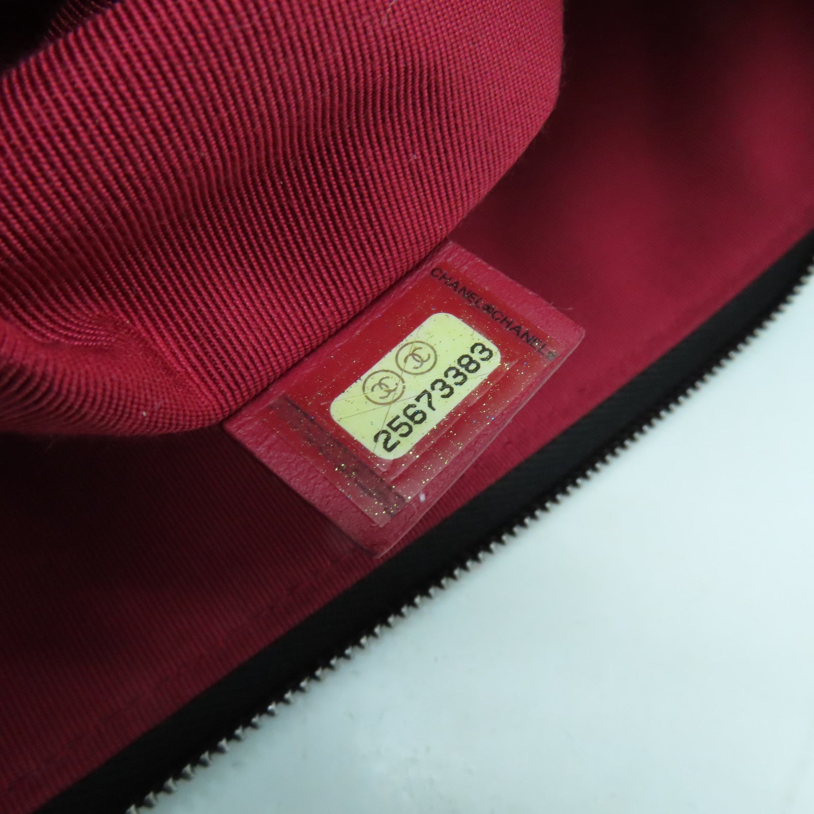 CHANEL 【激減優惠】菱格牛皮皮革Clutch Bag銀扣手拿包米色