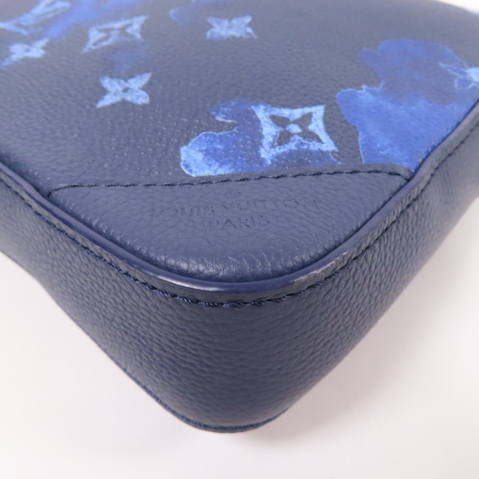 LOUIS VUITTON Monogram Watercolor Trio Messenger銀扣肩背袋