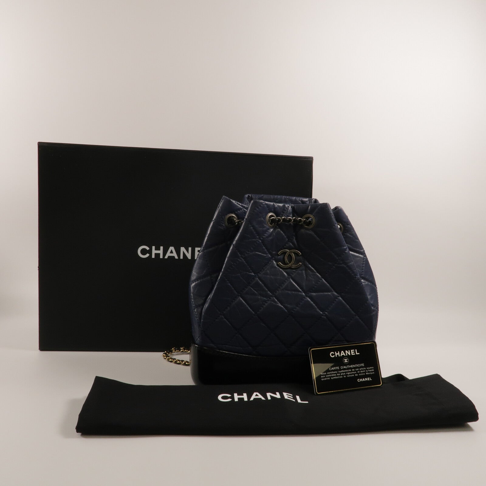 CHANEL 牛皮皮革Gabrielle BackPack鏈帶背包