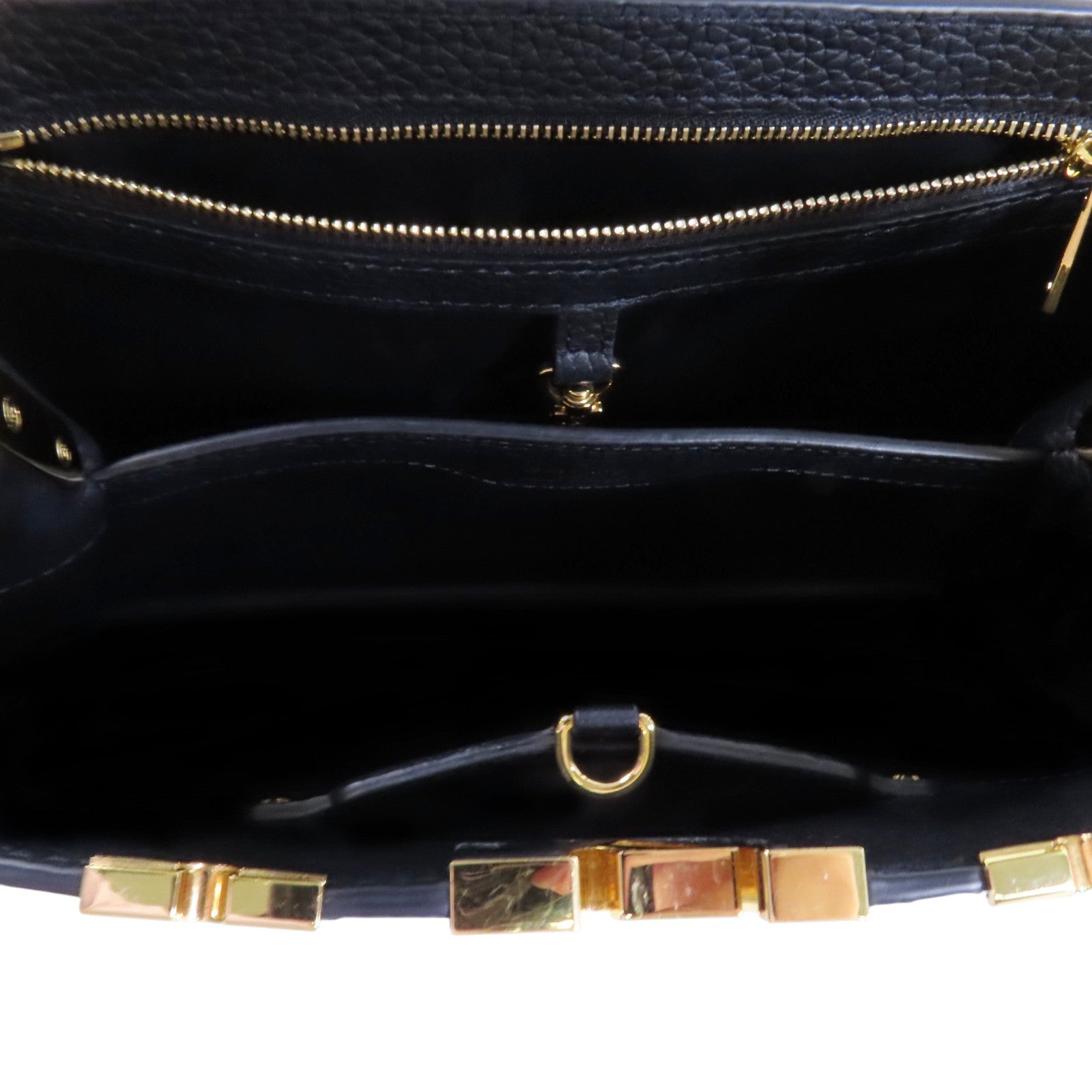 LOUIS VUITTON Taurillon Leather Capucines MM金扣手挽肩背兩用袋