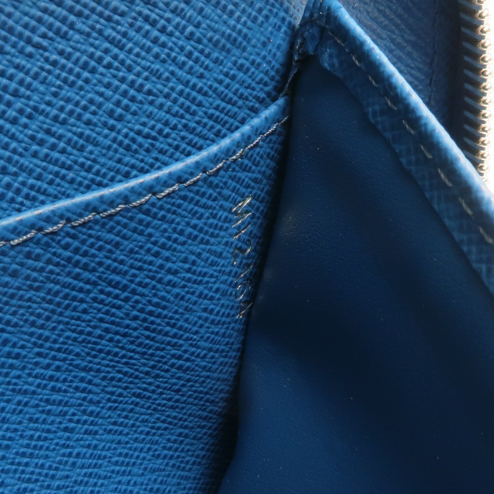 LOUIS VUITTON Epi Organizer Atoll Clutch銀扣手拿包