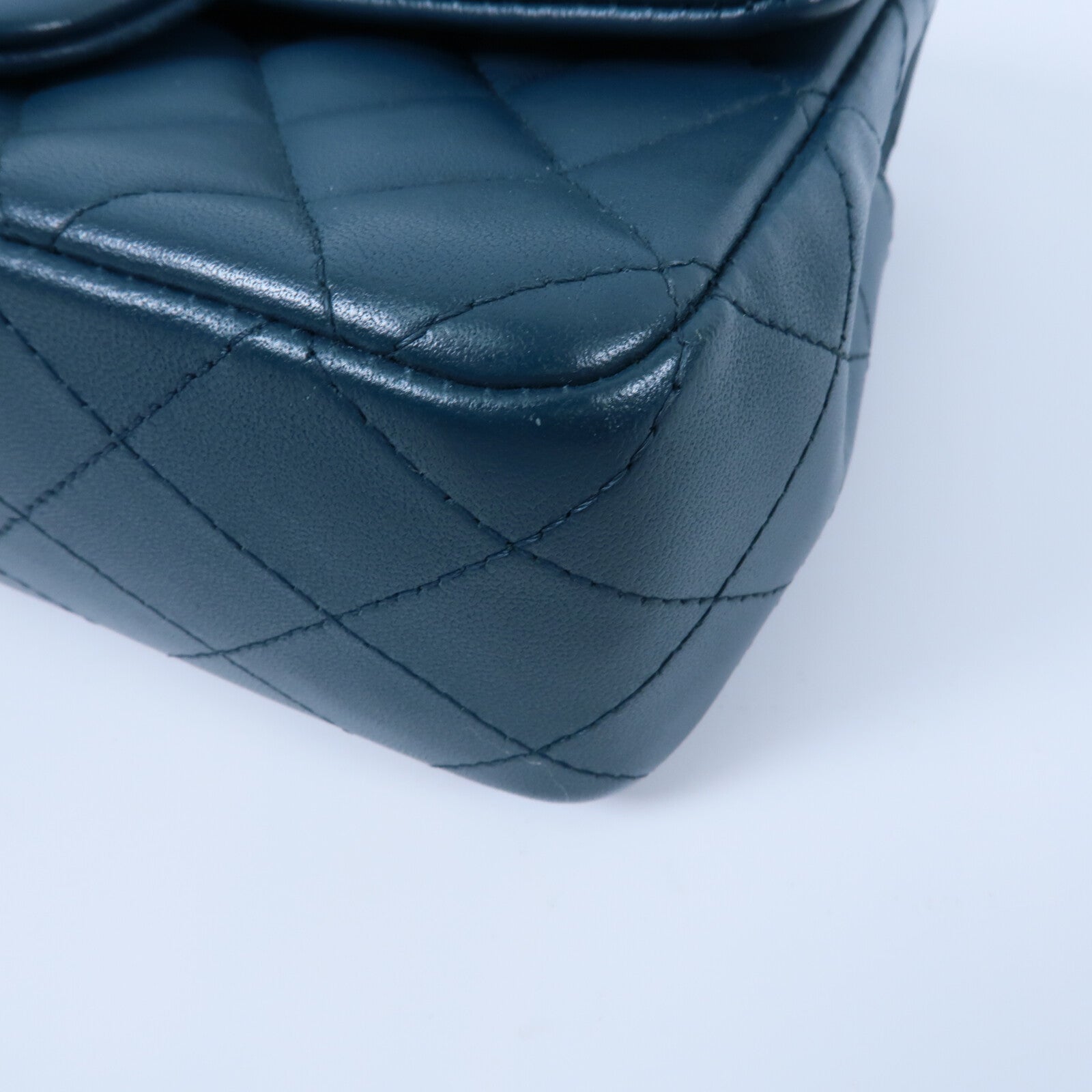 CHANEL 羊皮皮革Mini Classic 20鏈帶肩背袋
