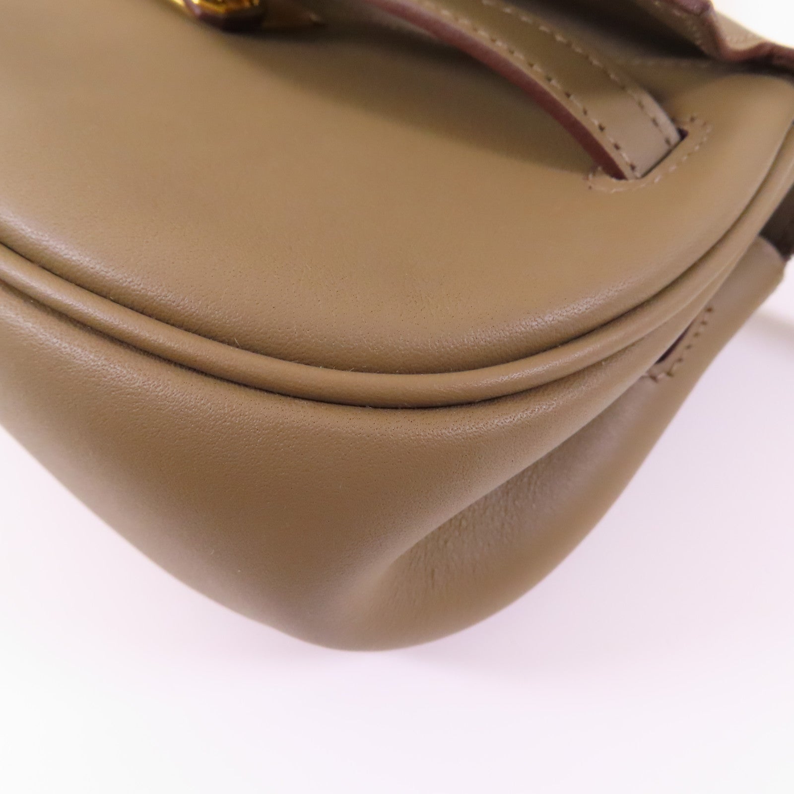 HERMES 【激減優惠】Veau Swift皮革Kelly Moove金扣肩背袋Etoupe