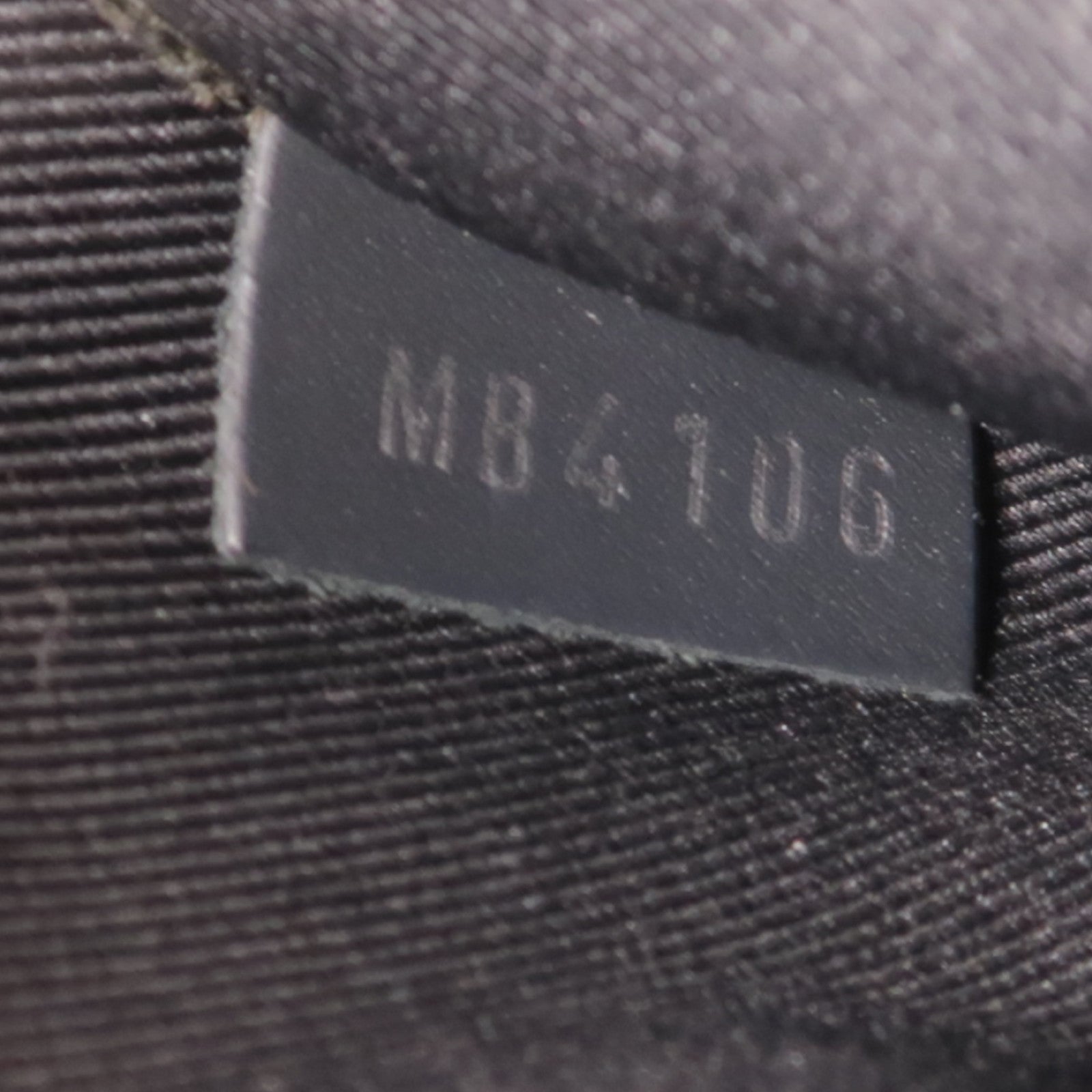 LOUIS VUITTON Monogram Eclipse Bum Bag銀扣手挽肩背兩用袋