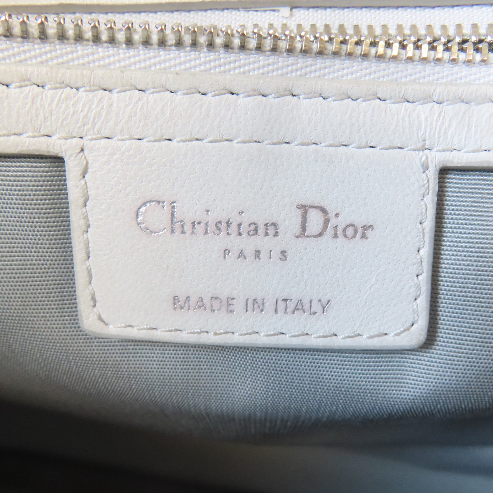 Dior 牛皮皮革Shoulder Bag銀扣鏈帶肩背袋白色