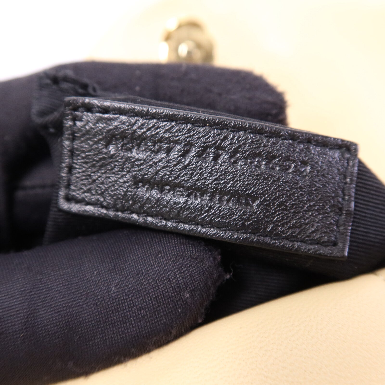 SAINT LAURENT 羊皮皮革Puffer金扣鏈帶肩背袋