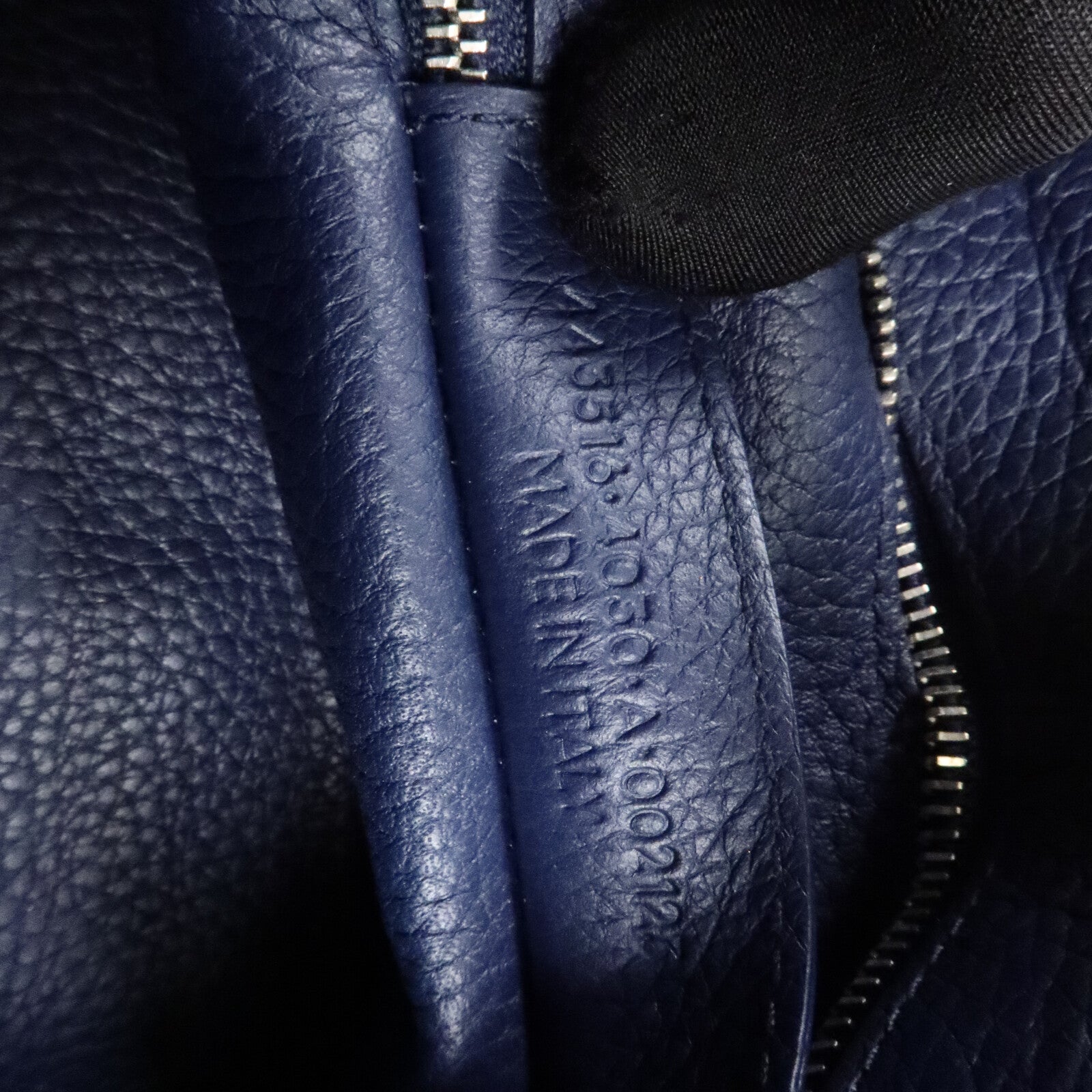 BALENCIAGA 牛皮皮革Blackout City手挽肩背兩用袋
