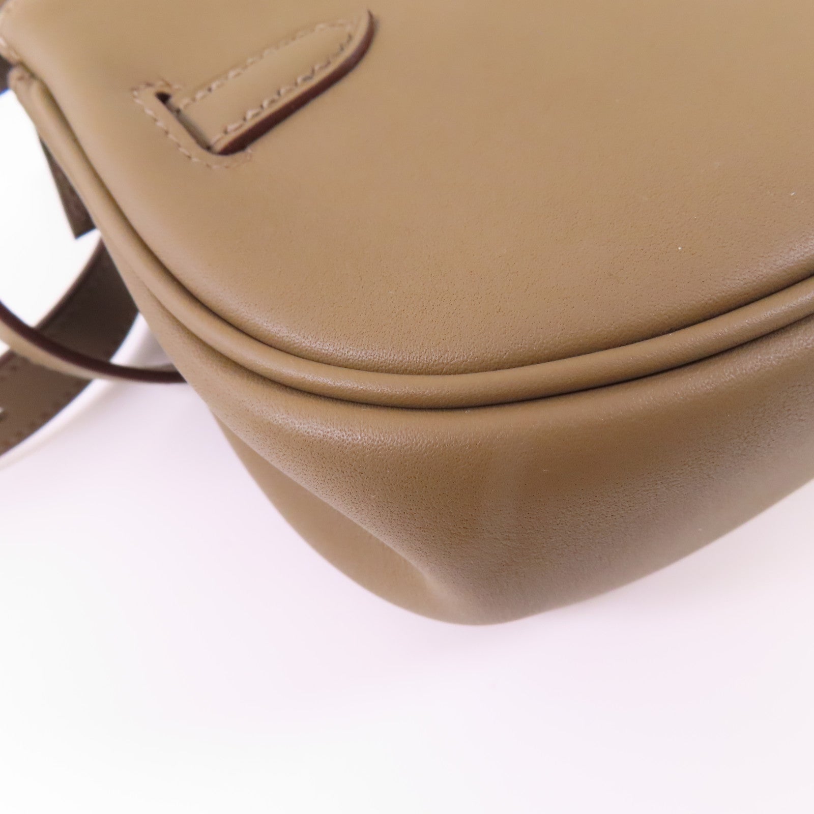 HERMES 【激減優惠】Veau Swift皮革Kelly Moove金扣肩背袋Etoupe