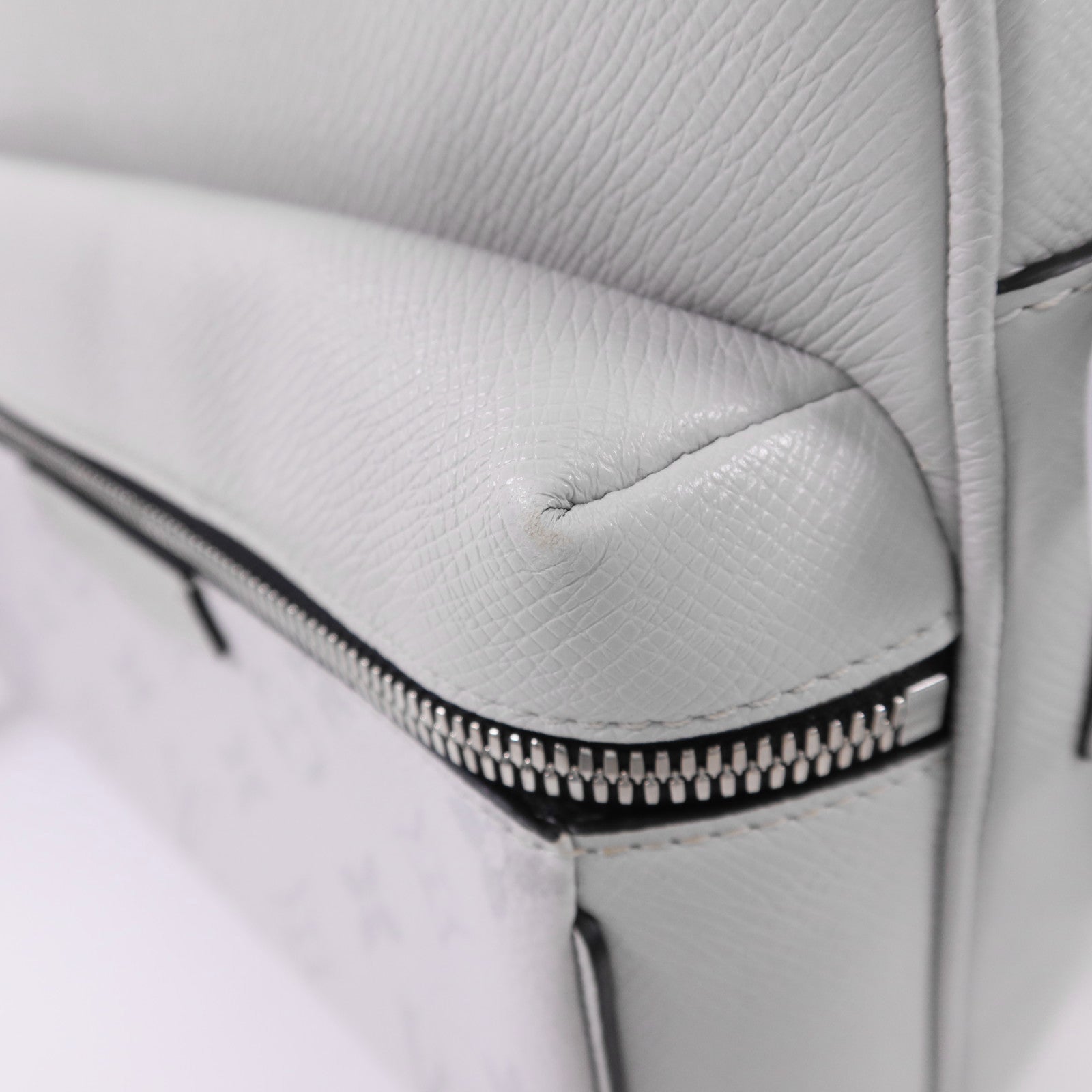 LOUIS VUITTON Taigarama Outdoor PM銀扣肩背袋