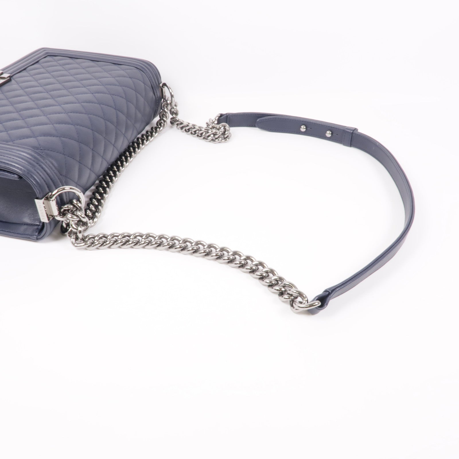 CHANEL 【激減優惠】羊皮皮革Boy 28銀扣鏈帶肩背袋