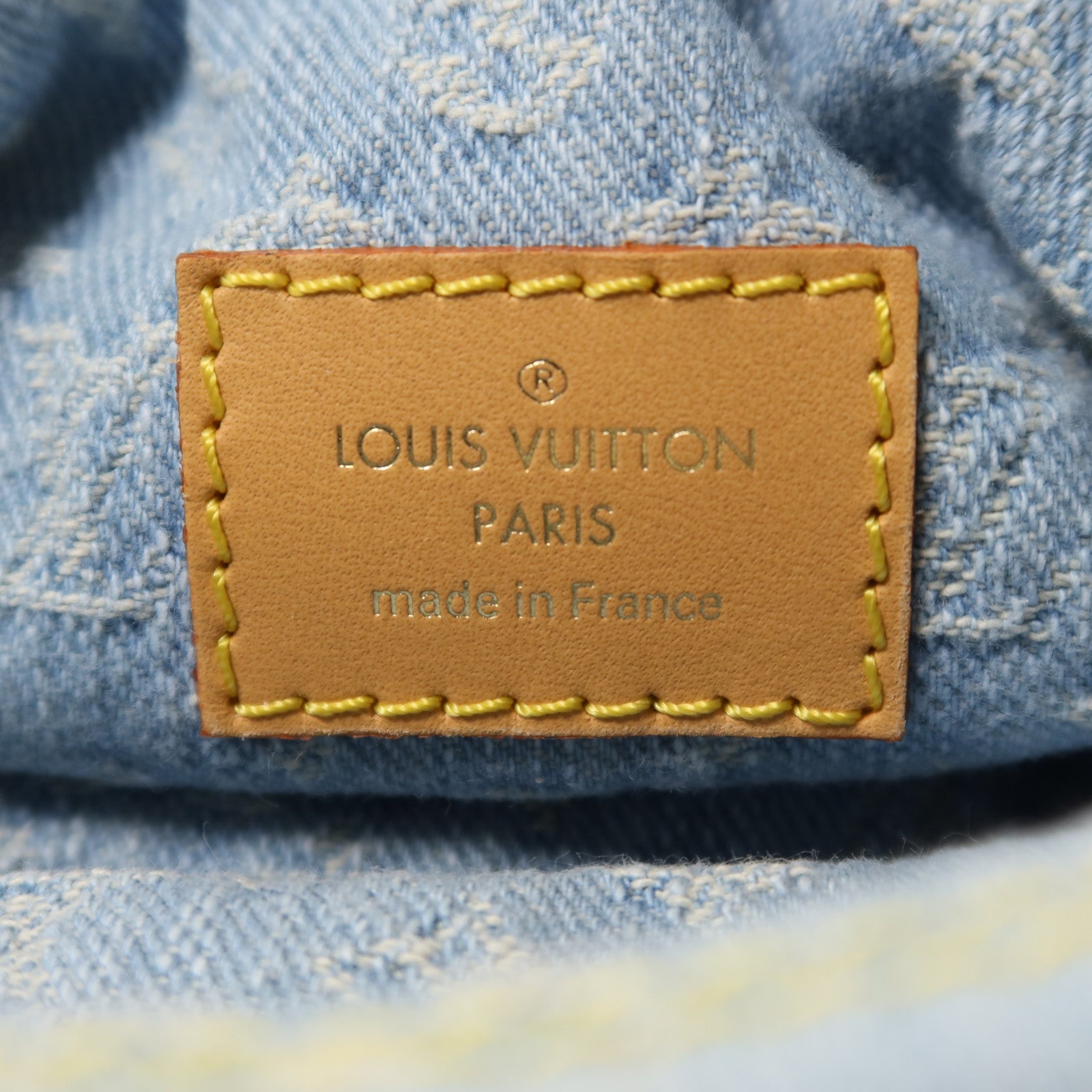 LOUIS VUITTON Monogram Denim Loop金扣鏈帶肩背袋