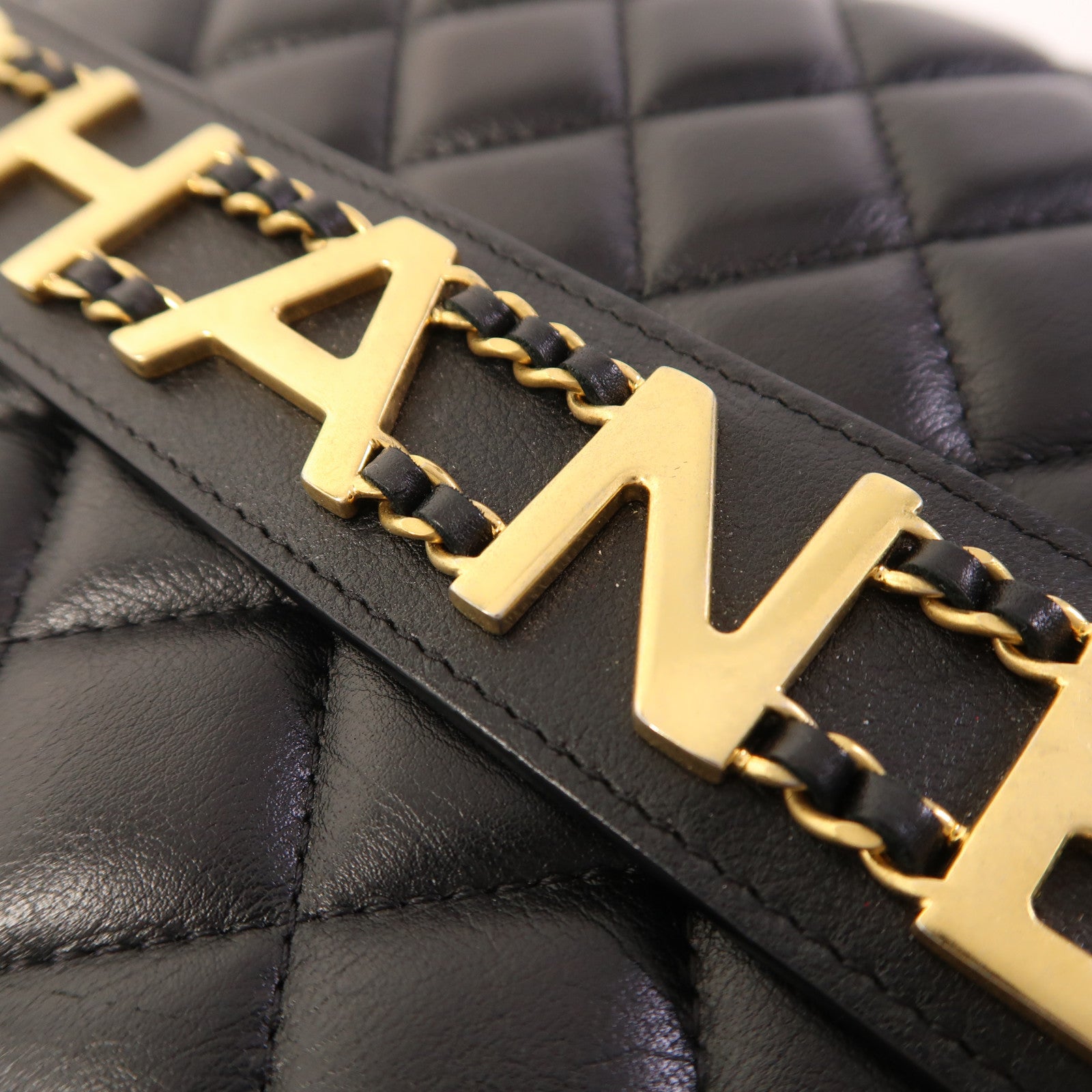 CHANEL 牛皮皮革Clutch Bag金扣手拿包